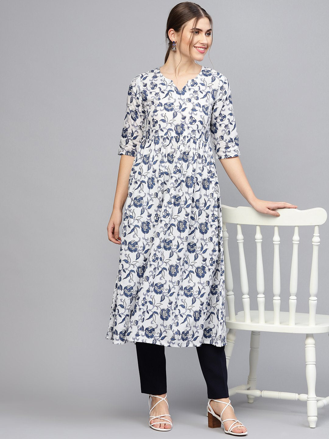 Women White & Blue Printed A-Line Kurta | NOZ2TOZ - Made In INDIA.