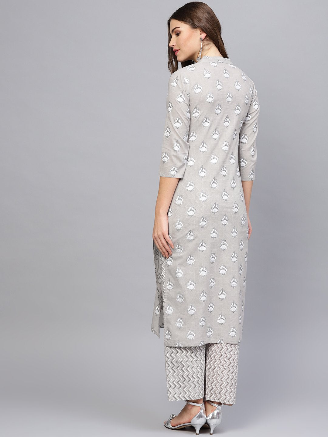 Women Grey & Off-White Printed Kurta with Trousers | NOZ2TOZ - Made In INDIA.