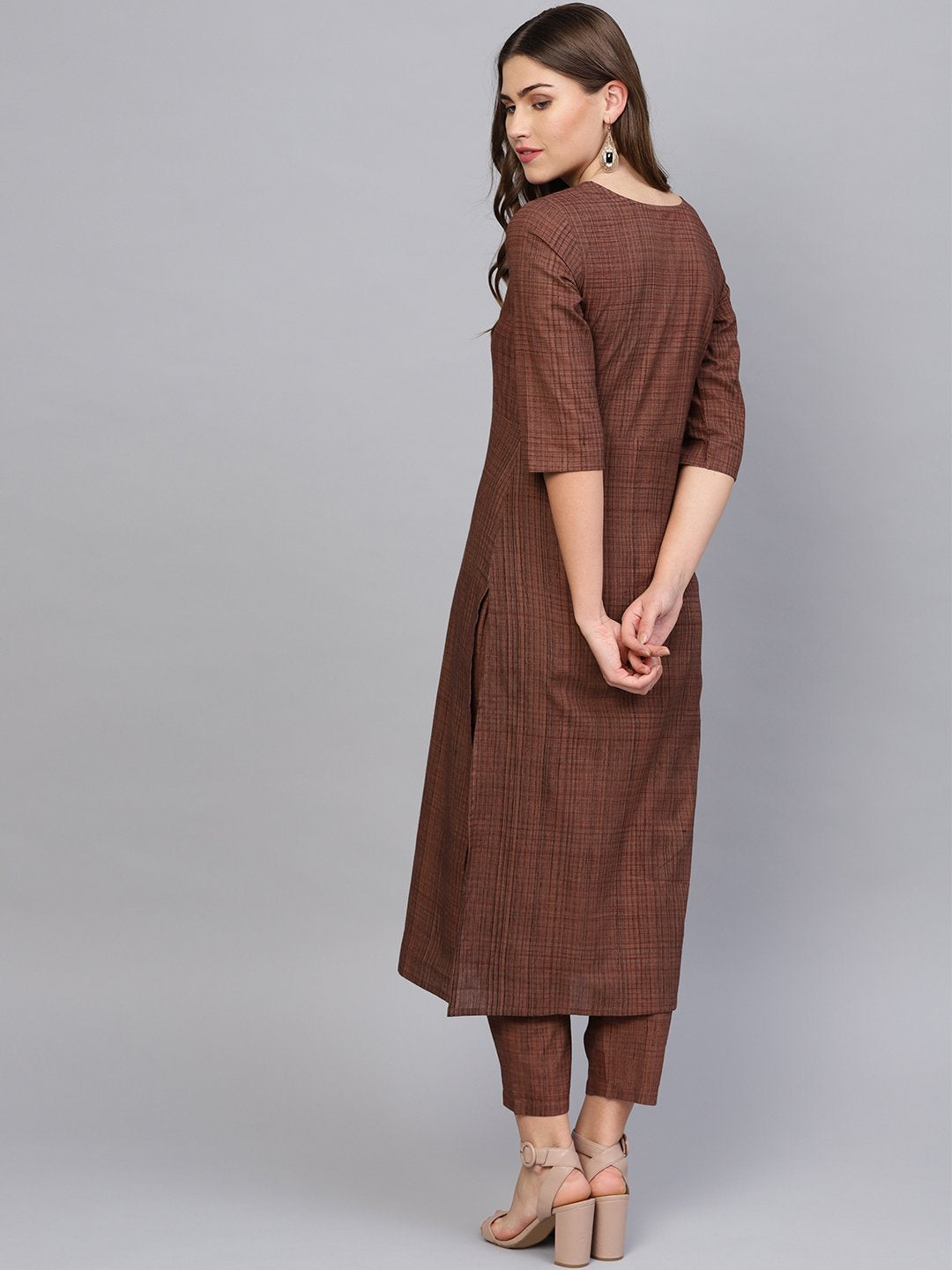 Women Brown Printed Kurta with Trousers | NOZ2TOZ - Made In INDIA.