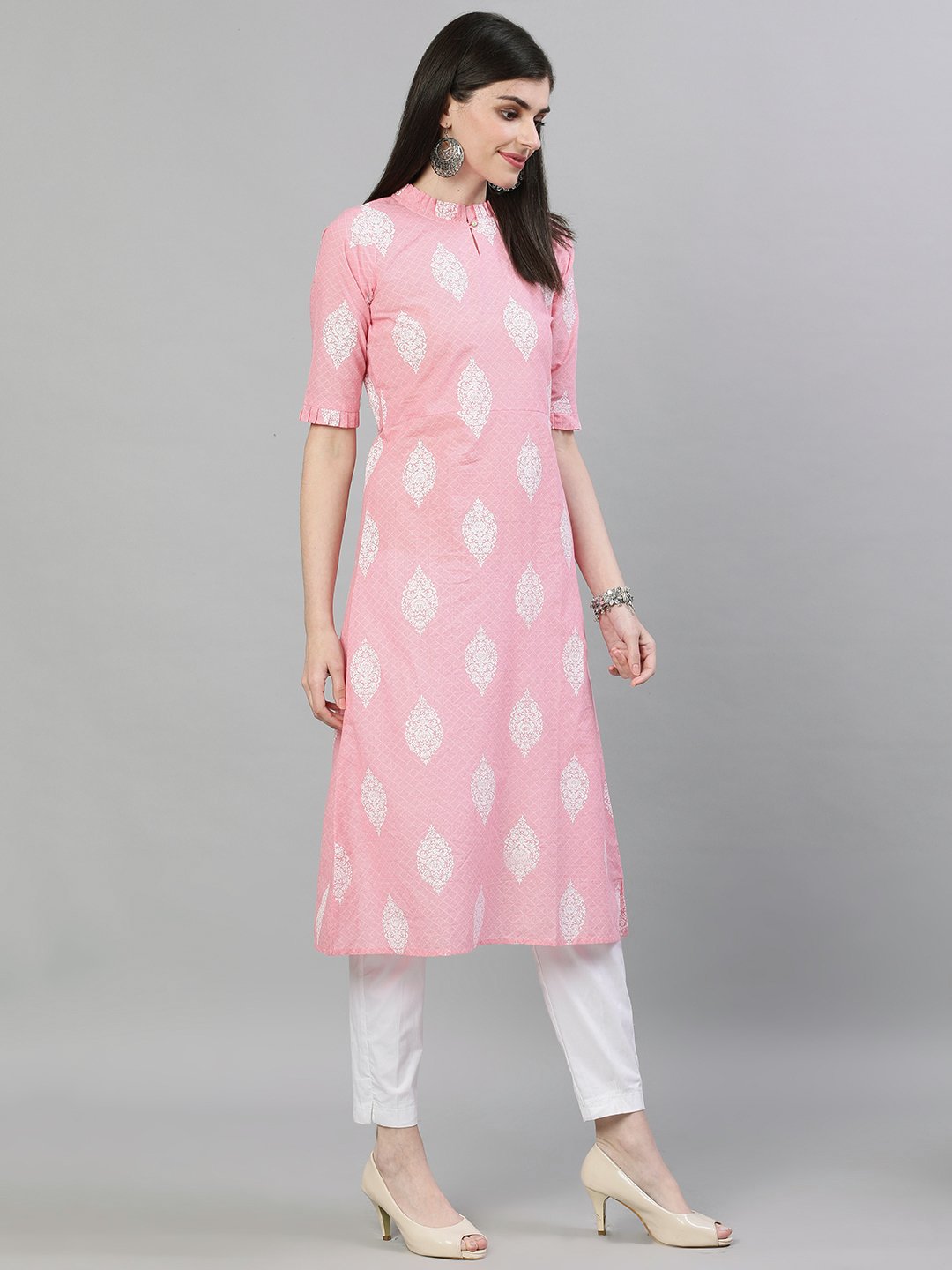 Women Pink & White Printed Straight Kurta | NOZ2TOZ - Made In INDIA.