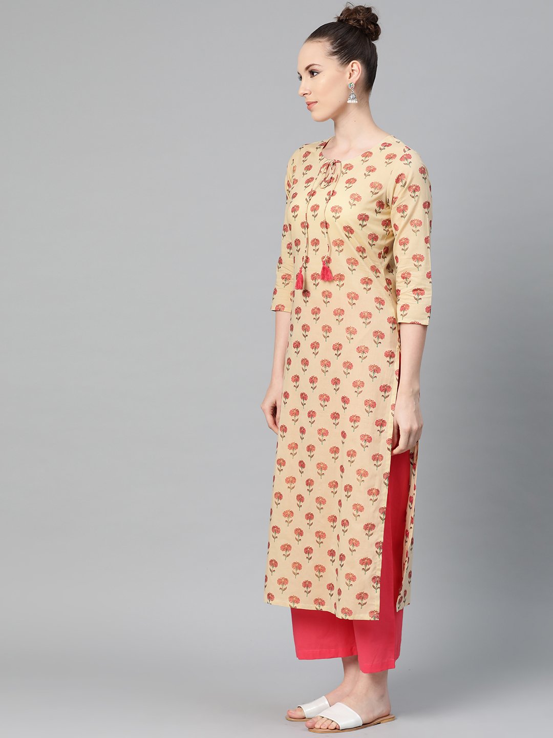 Cream with multi floral printed kurta with keyhole neckline | NOZ2TOZ - Made In INDIA.