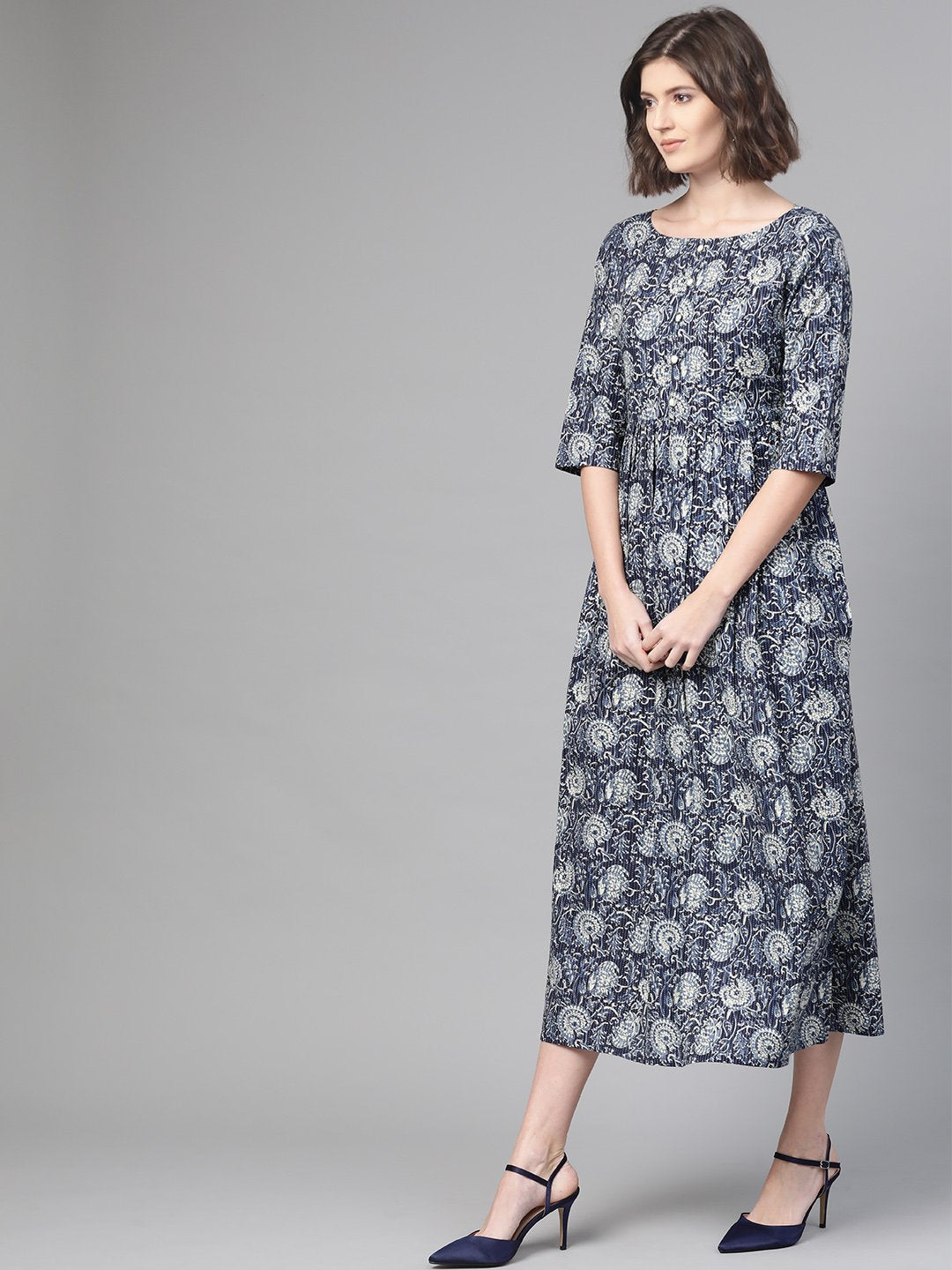 Women Navy Blue & Cream Floral Printed Maxi Dress | NOZ2TOZ - Made In INDIA.