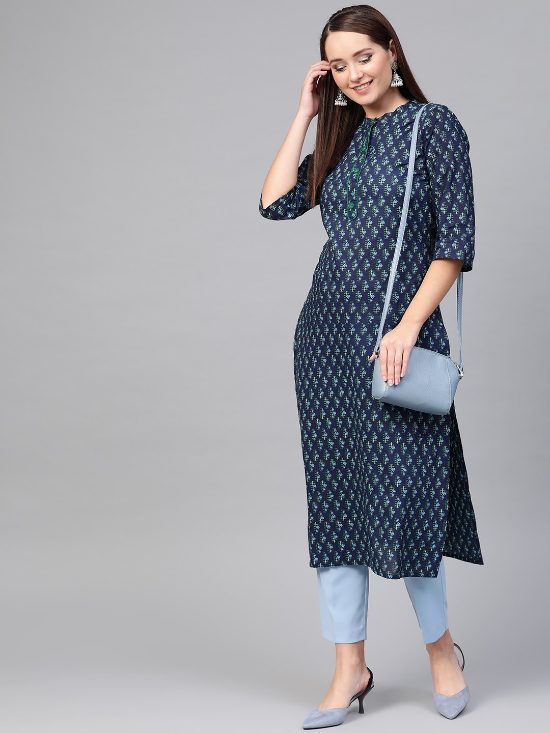 Women Navy Blue & Blue Cotton Straight Ethnic Motifs Printed Kurta | NOZ2TOZ - Made In INDIA.