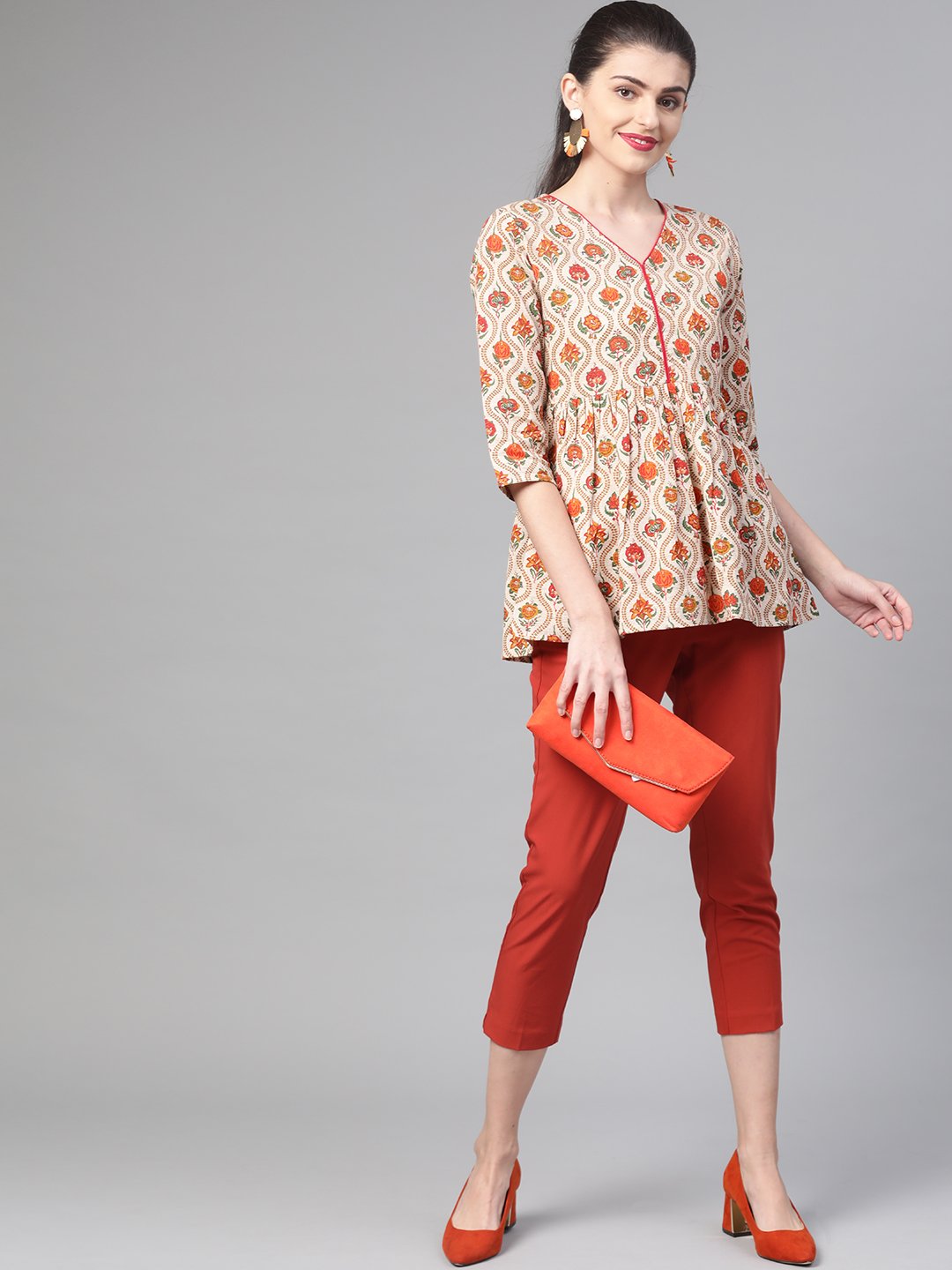 Women Cream & Orange Cotton Printed V-Neck Tunic | NOZ2TOZ - Made In INDIA.