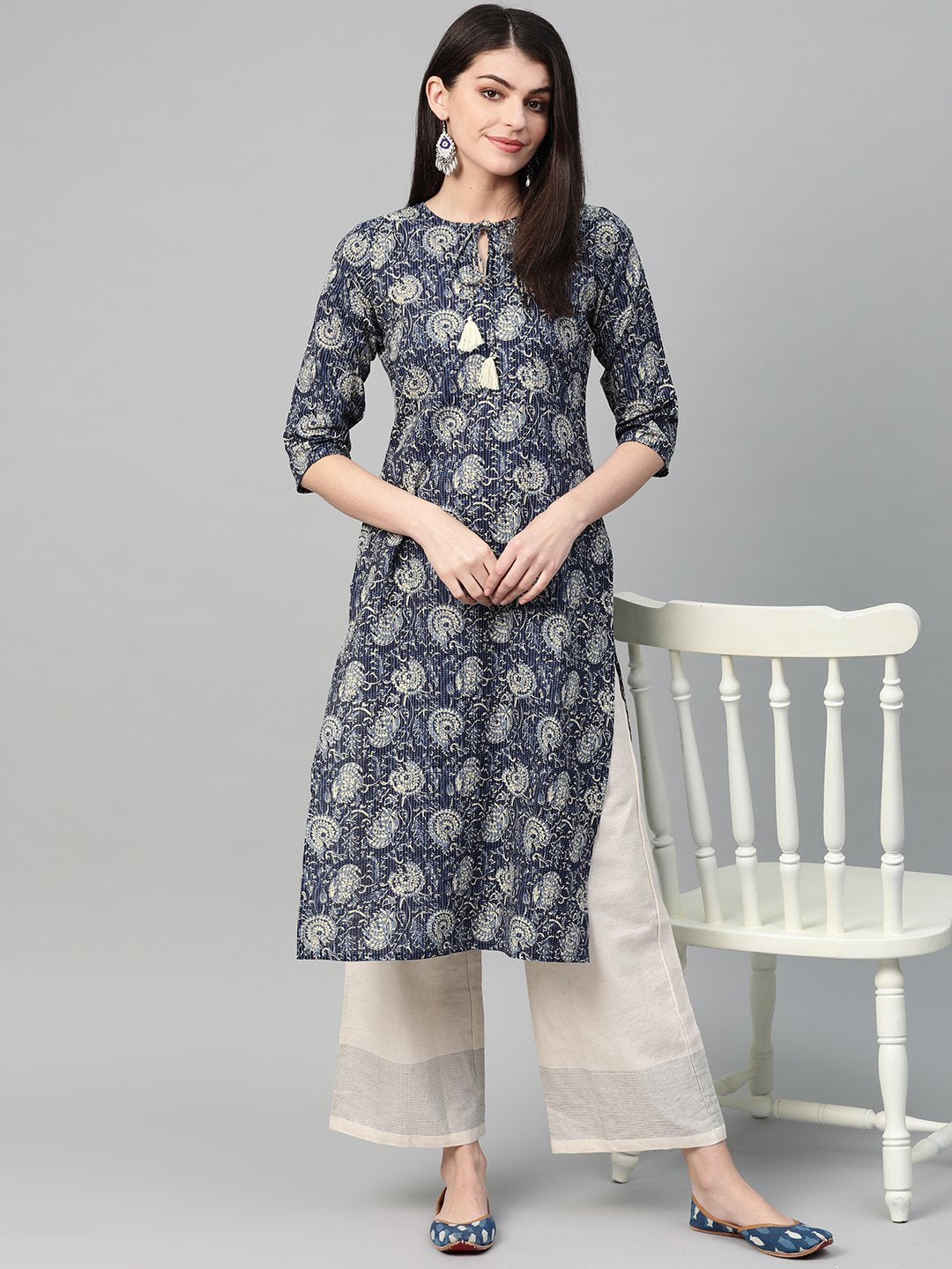 Women Navy Blue & Cream Cotton Straight Floral Printed Kurta | NOZ2TOZ - Made In INDIA.