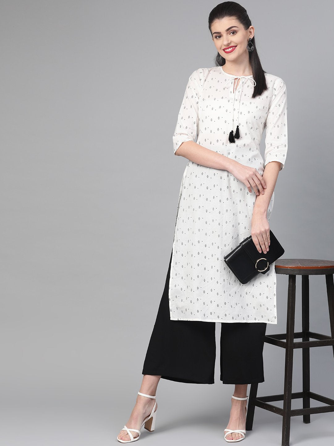 Women White & Black Cotton Straight Geometric Printed Kurta | NOZ2TOZ - Made In INDIA.