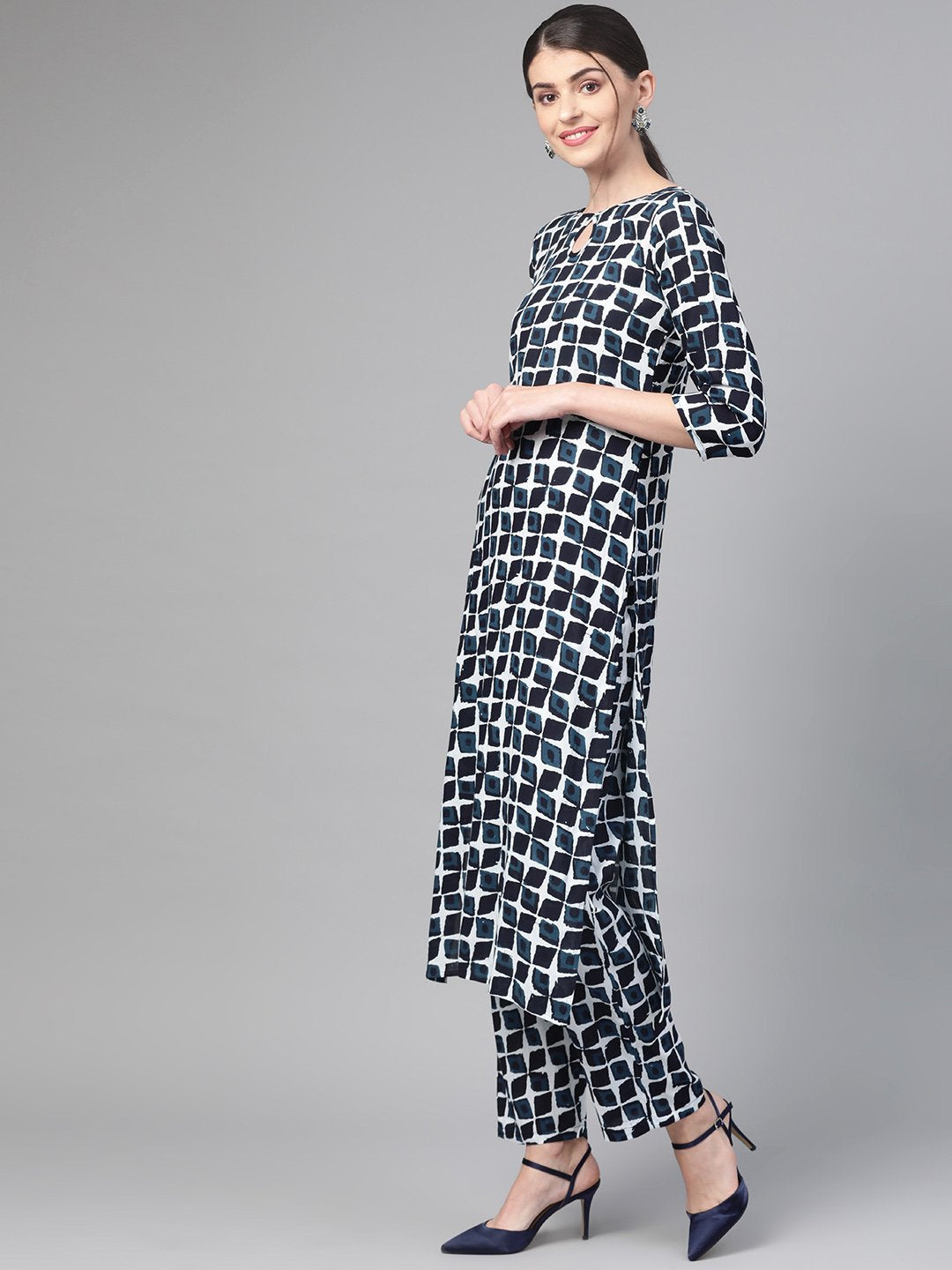 Women White & Navy Blue Straight Geometric Printed Kurta And Trousers Set | NOZ2TOZ - Made In INDIA.