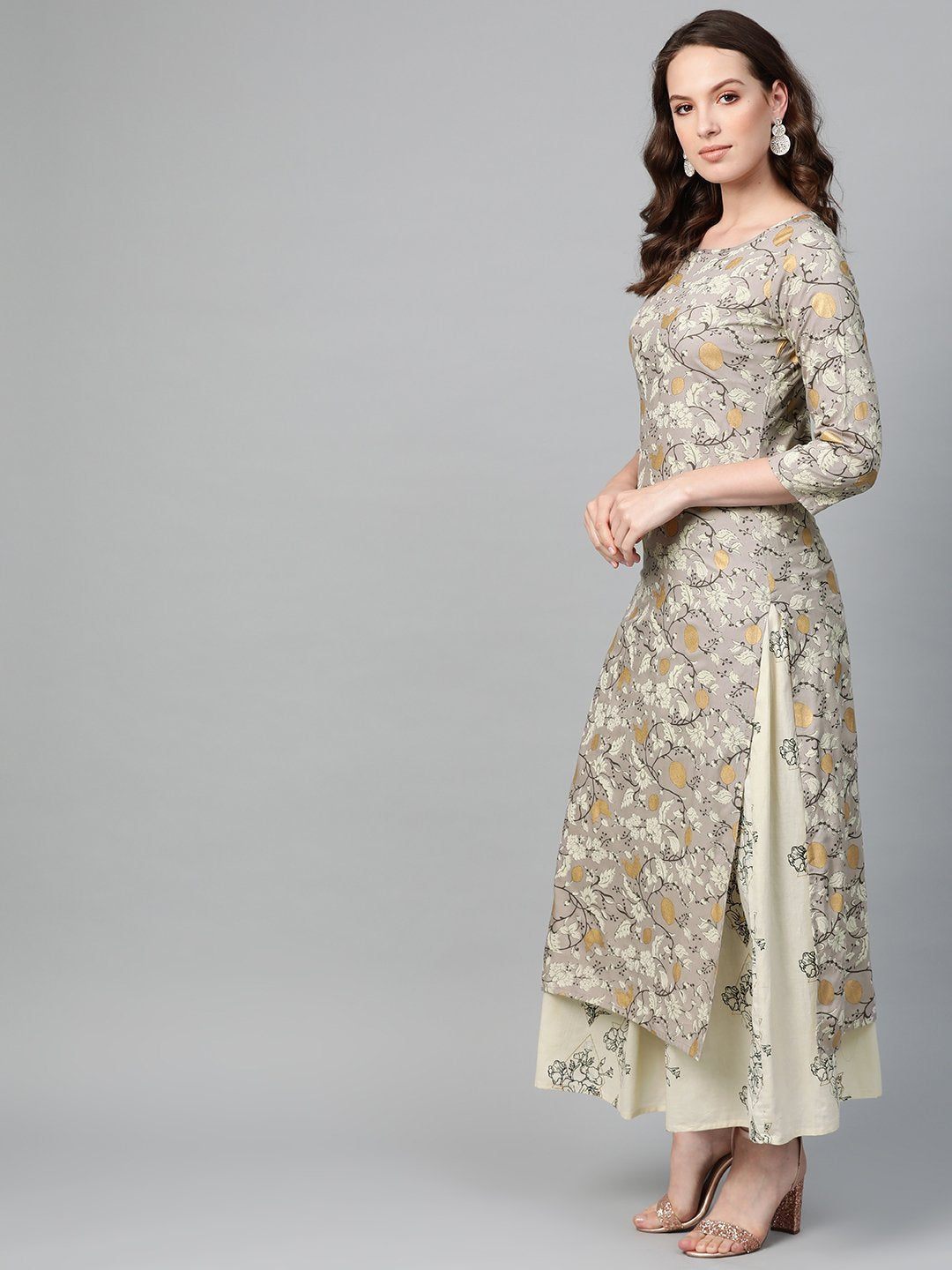 Women Grey & Cream Straight Floral Printed Kurta And Skirt Set | NOZ2TOZ - Made In INDIA.