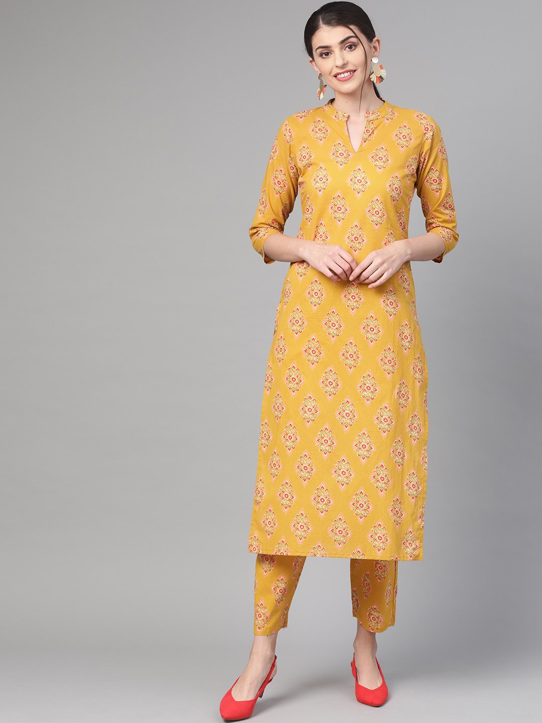 Women Mustard & Peach Straight Floral Printed Kurta And Trousers Set | NOZ2TOZ - Made In INDIA.