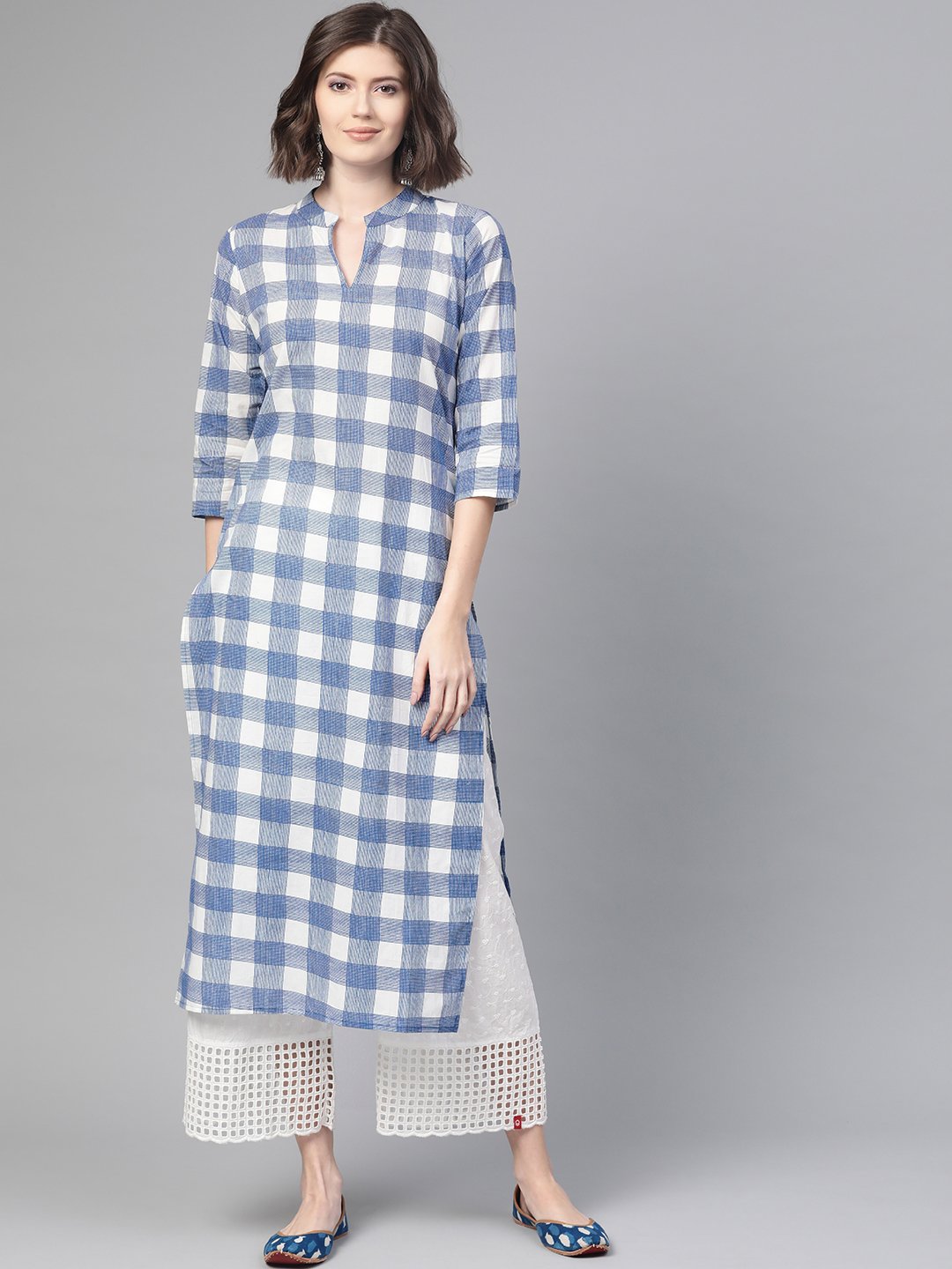 Adults-Women White & Blue Cotton Straight Checked Checked Kurta | NOZ2TOZ - Made In INDIA.