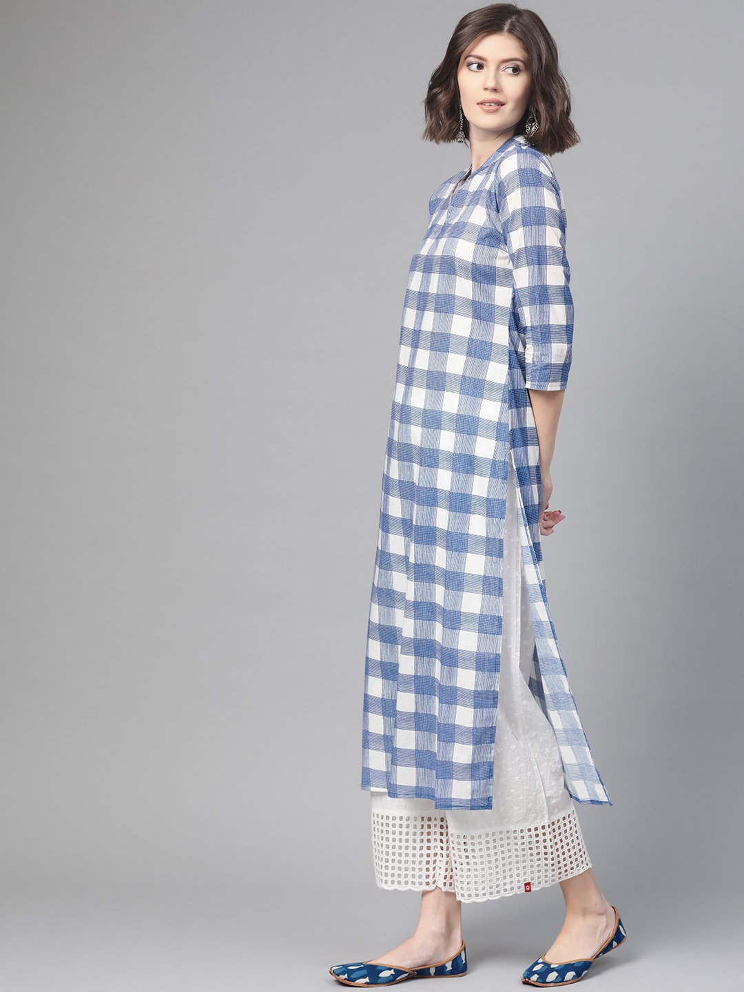 Adults-Women White & Blue Cotton Straight Checked Checked Kurta | NOZ2TOZ - Made In INDIA.