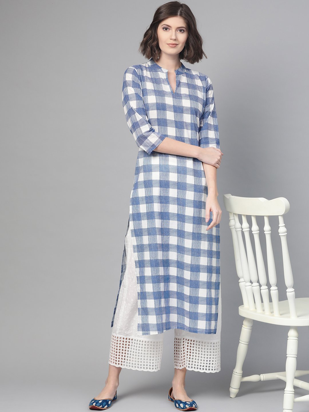 Adults-Women White & Blue Cotton Straight Checked Checked Kurta | NOZ2TOZ - Made In INDIA.