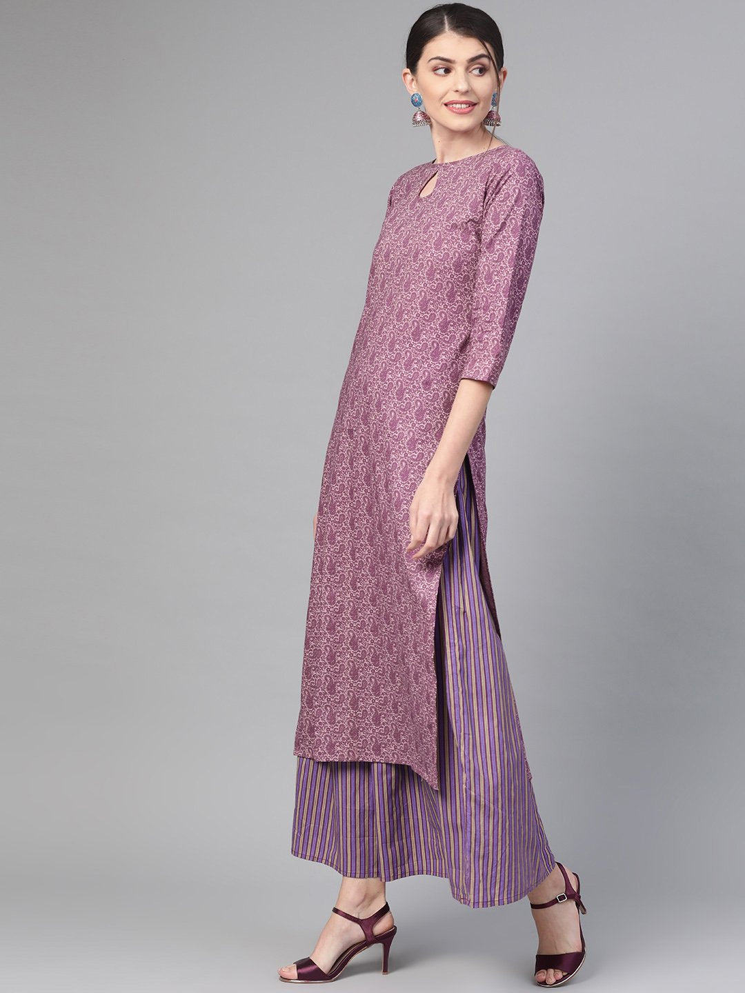 Women Mauve & Purple Straight Paisley Printed Kurta And Skirt Set | NOZ2TOZ - Made In INDIA.