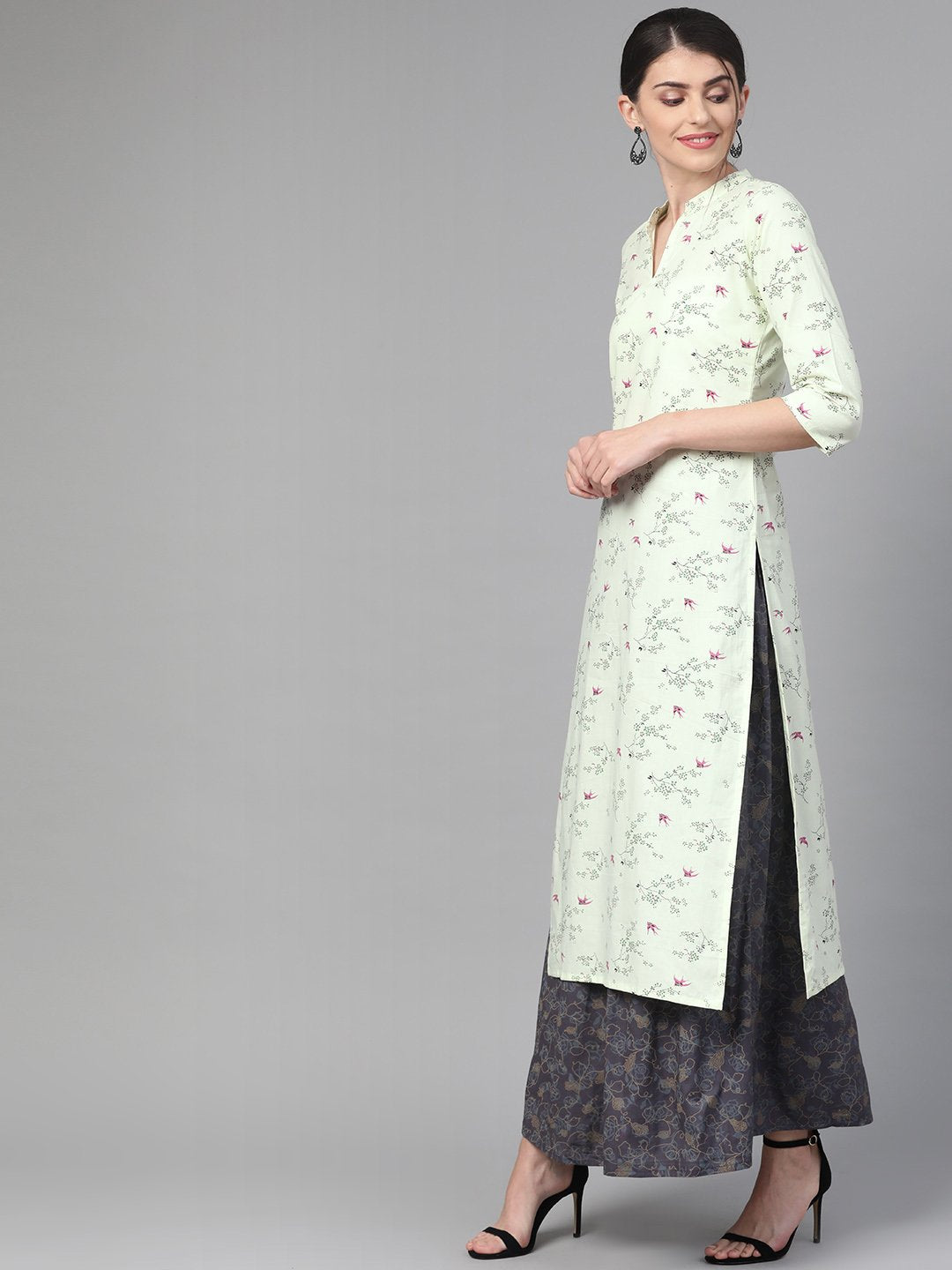 Women Green & Pink Straight Floral Printed Kurta And Skirt Set | NOZ2TOZ - Made In INDIA.