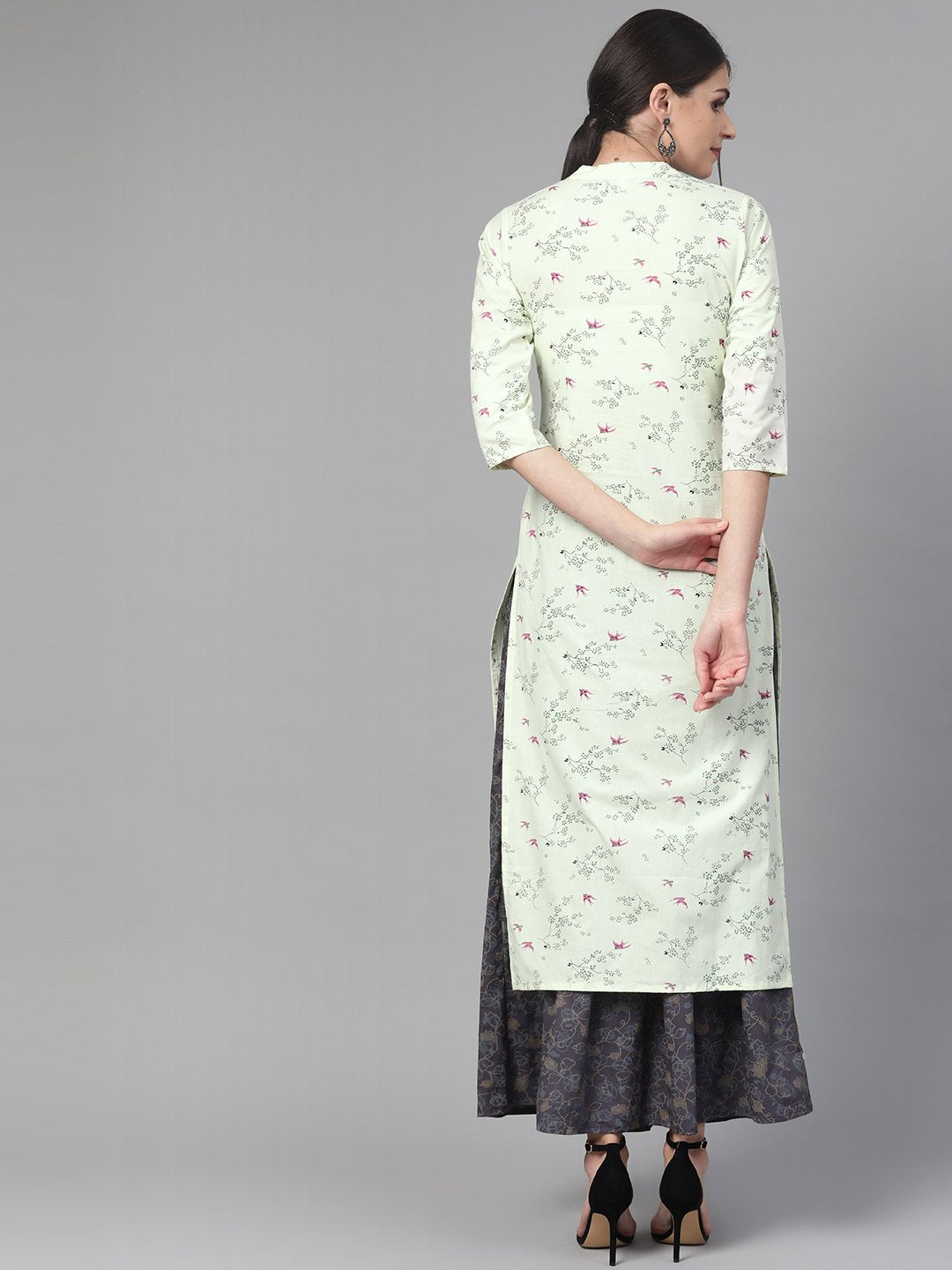 Women Green & Pink Straight Floral Printed Kurta And Skirt Set | NOZ2TOZ - Made In INDIA.