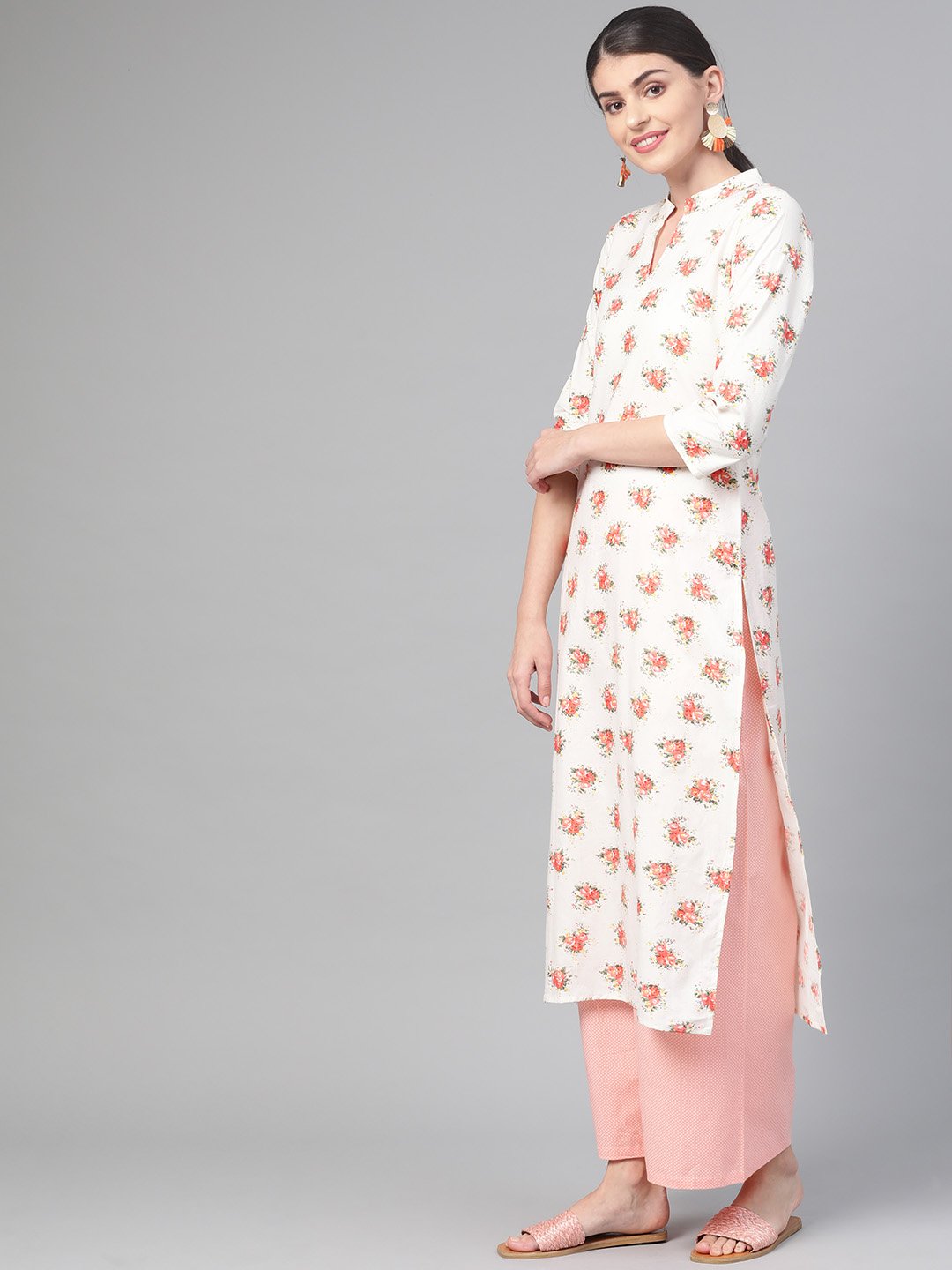 Women Off white & Peach Straight Floral Printed Kurta And Palazzos Set | NOZ2TOZ - Made In INDIA.