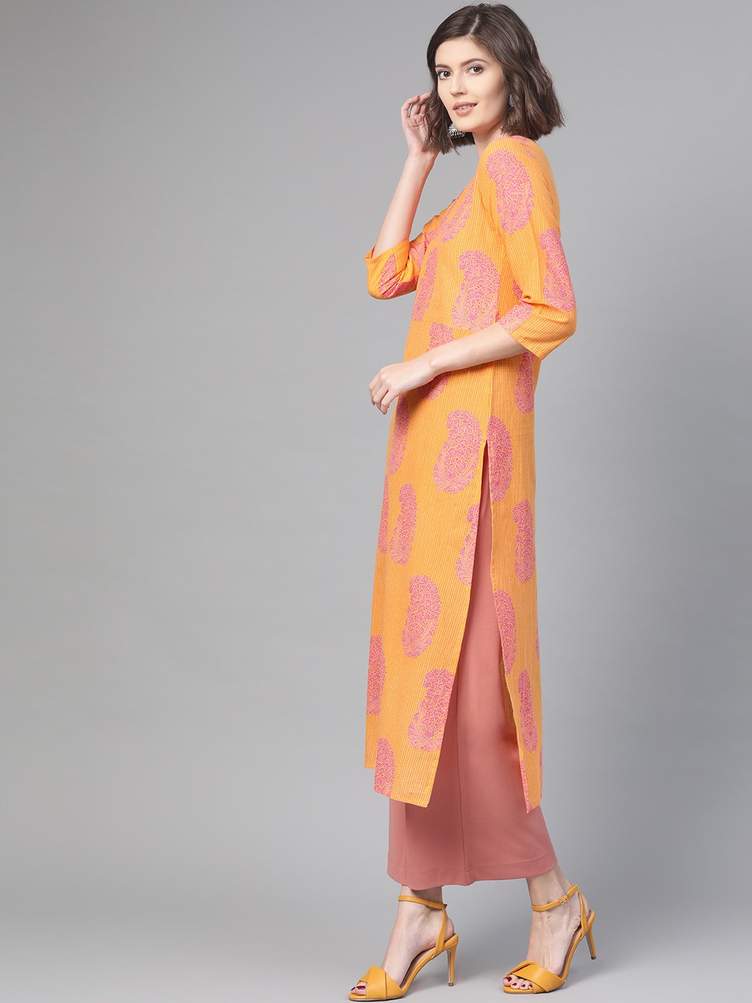 Adults-Women Orange & Pink Cotton Straight Paisley Printed Kurta | NOZ2TOZ - Made In INDIA.