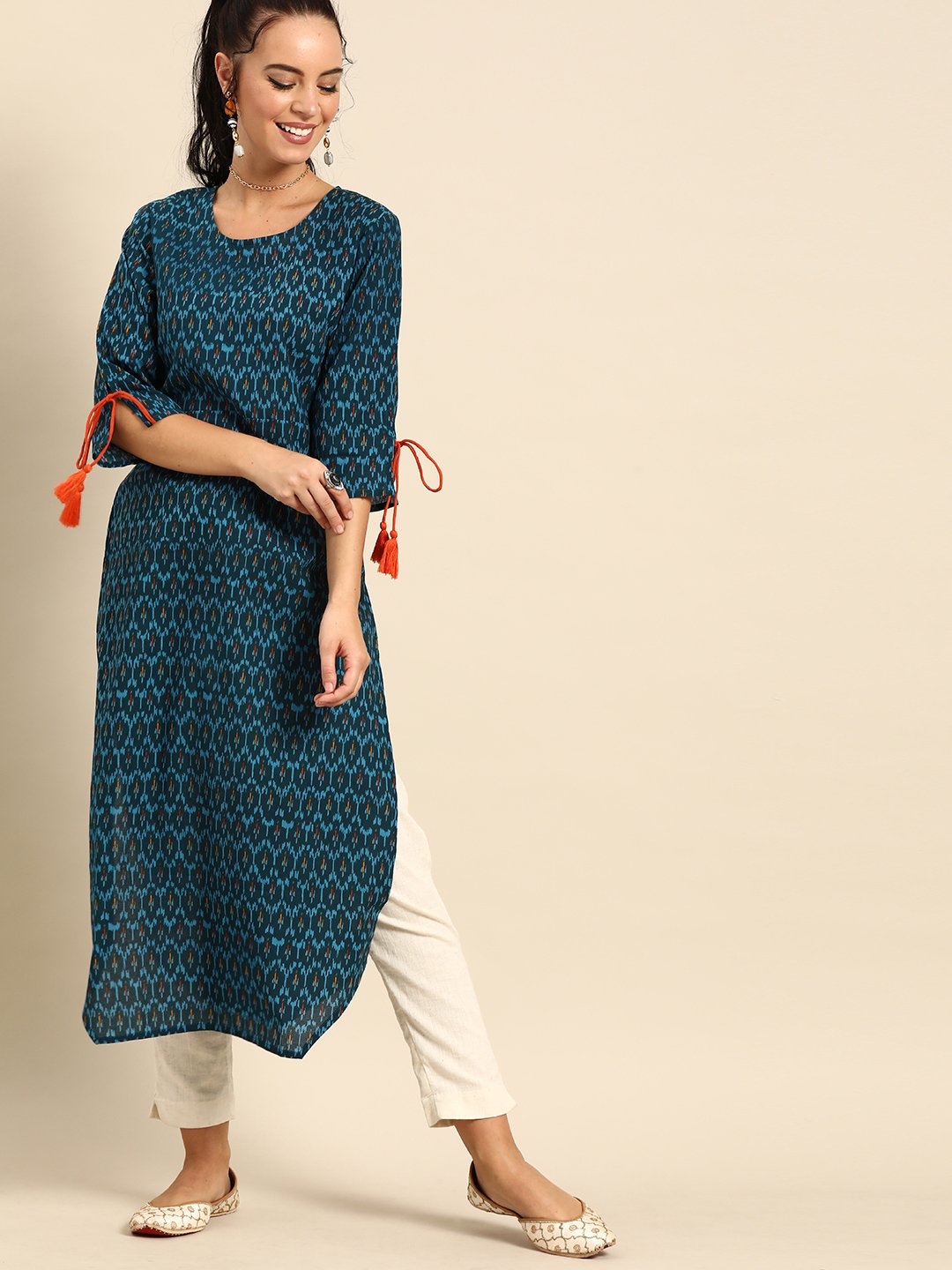 Women Blue Calf Length Three-Quarter Sleeves Straight Geometric Printed Cotton Kurta | NOZ2TOZ - Made In INDIA.