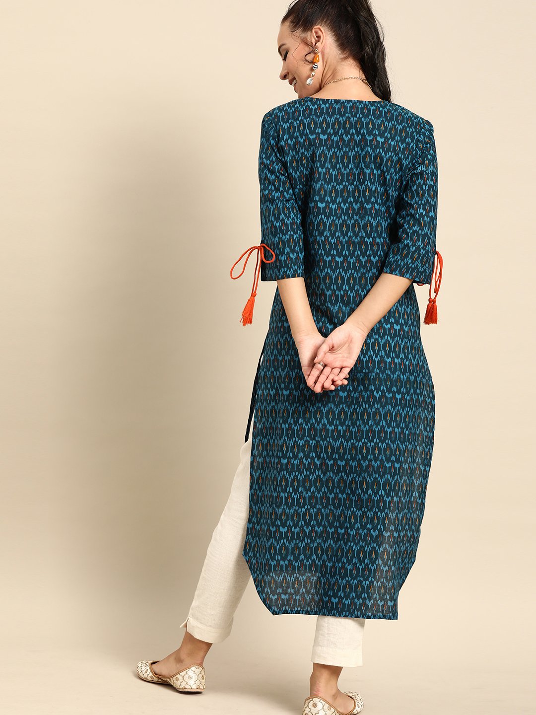 Women Blue Calf Length Three-Quarter Sleeves Straight Geometric Printed Cotton Kurta | NOZ2TOZ - Made In INDIA.