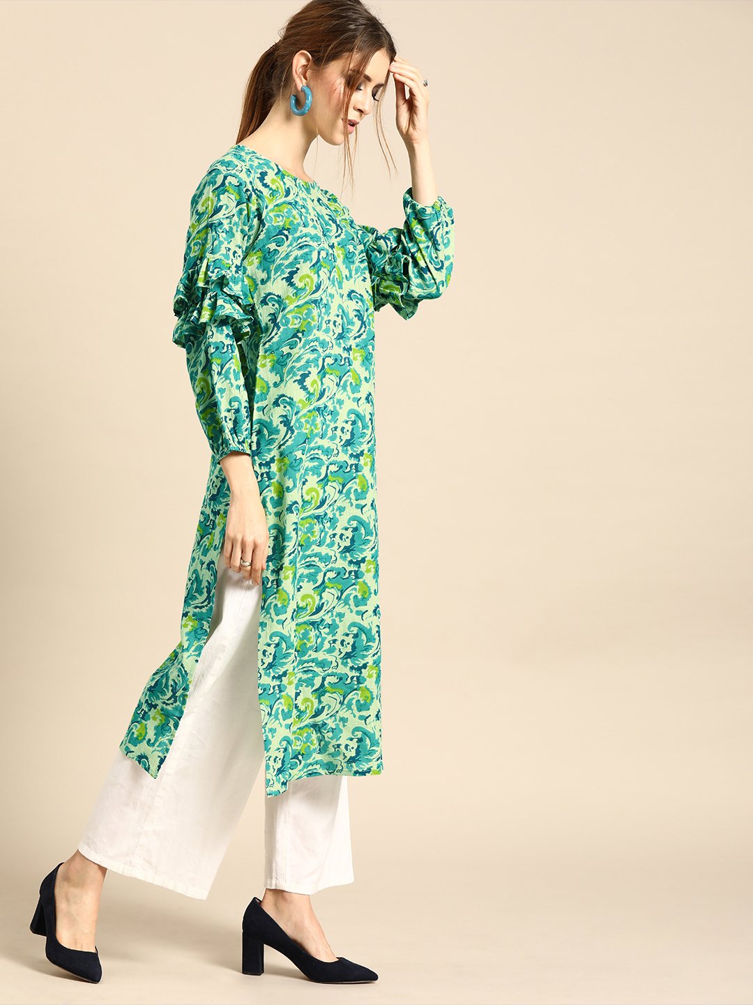 Women Green Calf Length Long Sleeves Straight Floral Printed Cotton Kurta | NOZ2TOZ - Made In INDIA.