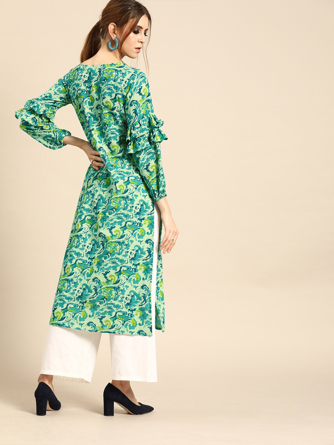 Women Green Calf Length Long Sleeves Straight Floral Printed Cotton Kurta | NOZ2TOZ - Made In INDIA.