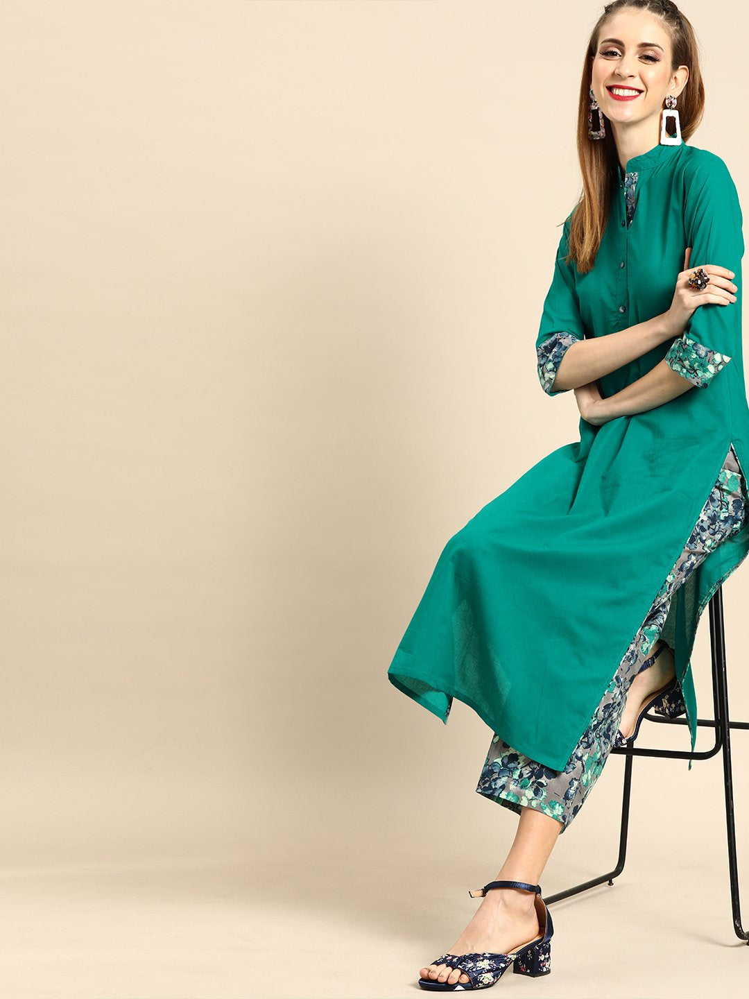 Women Green Three-Quarter Sleeves Straight Straight Kurta with Palazzo | NOZ2TOZ - Made In INDIA.