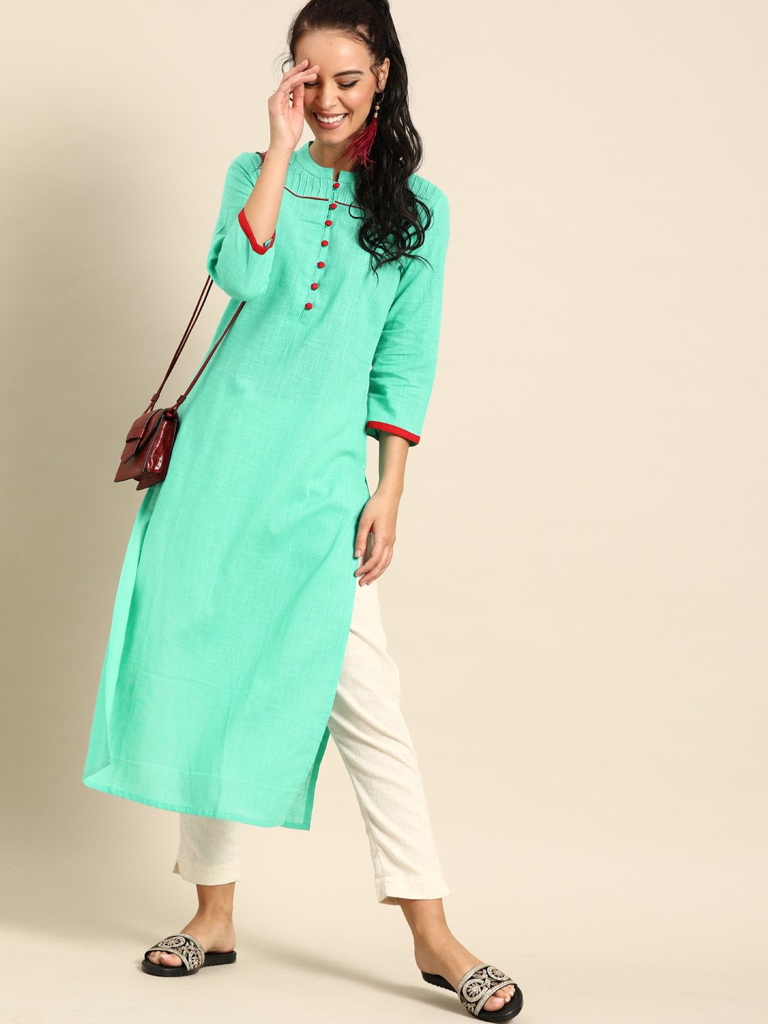 Women Rama Green Calf Length Three-Quarter Sleeves Straight Solid Yoke Design Cotton Kurta | NOZ2TOZ - Made In INDIA.