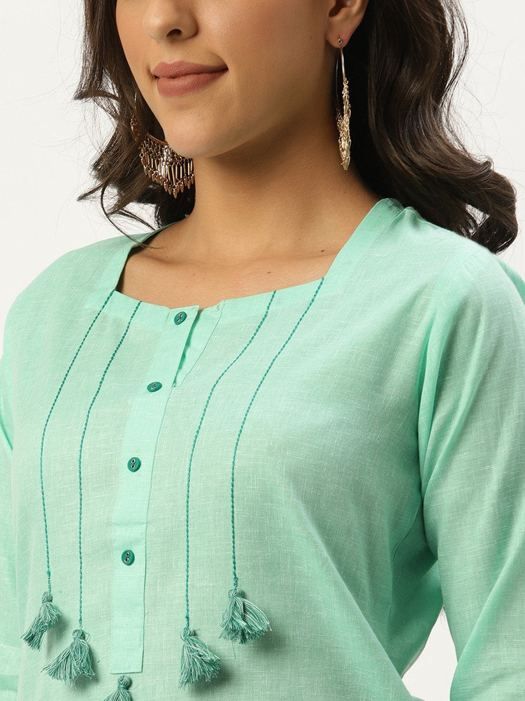 Women Green Calf Length Three-Quarter Sleeves Straight Solid Cotton Kurta | NOZ2TOZ - Made In INDIA.