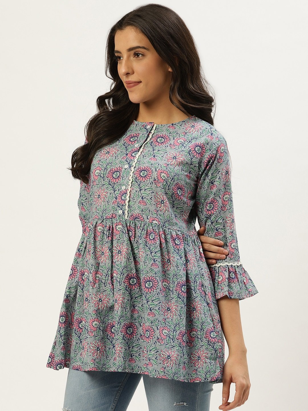 Women Grey Printed Tunic With Three Quarter Sleeves | NOZ2TOZ - Made In INDIA.