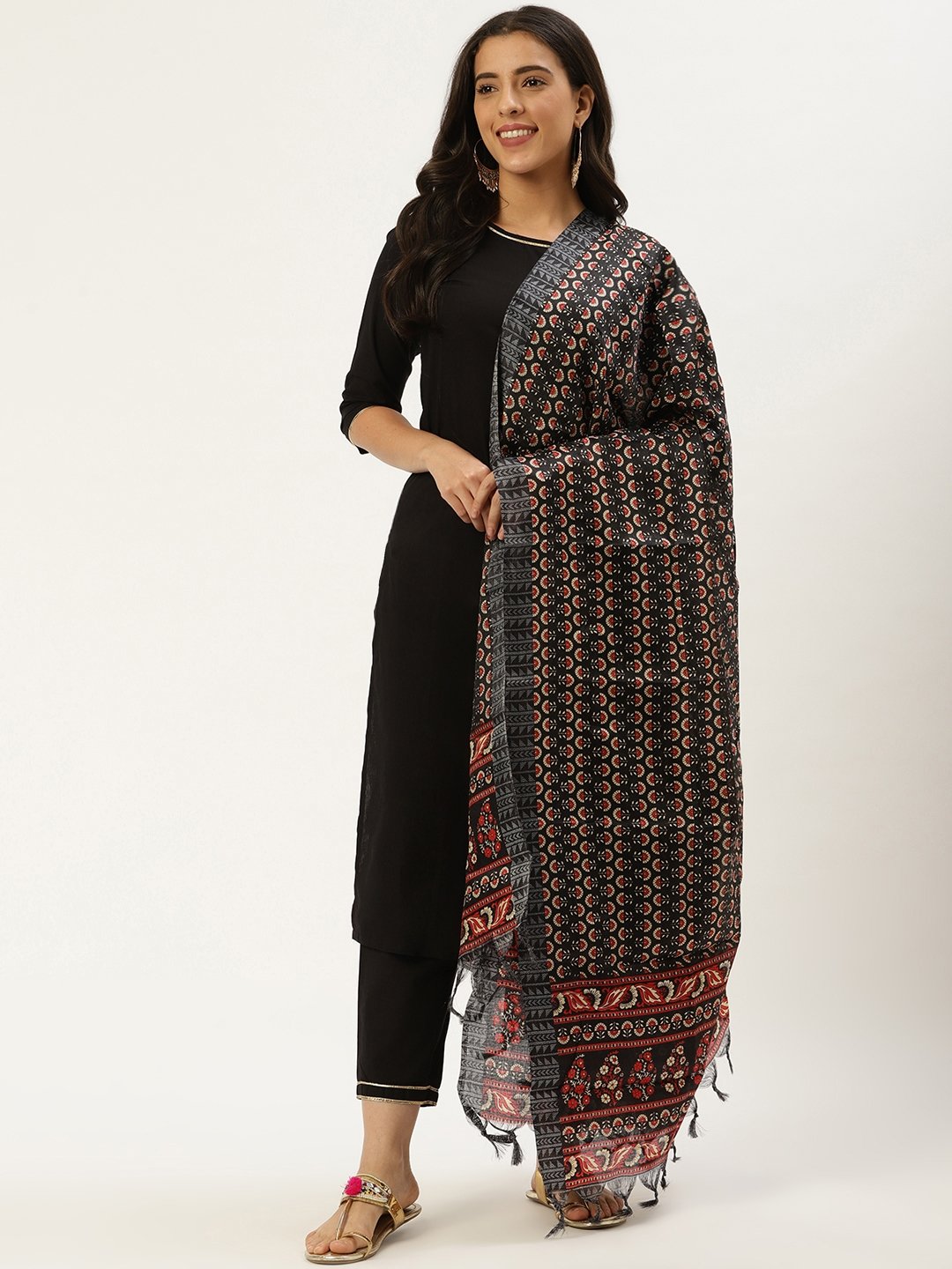 Women Black Three-Quarter Sleeves Straight Kurta and Trouser Pant set | NOZ2TOZ - Made In INDIA.