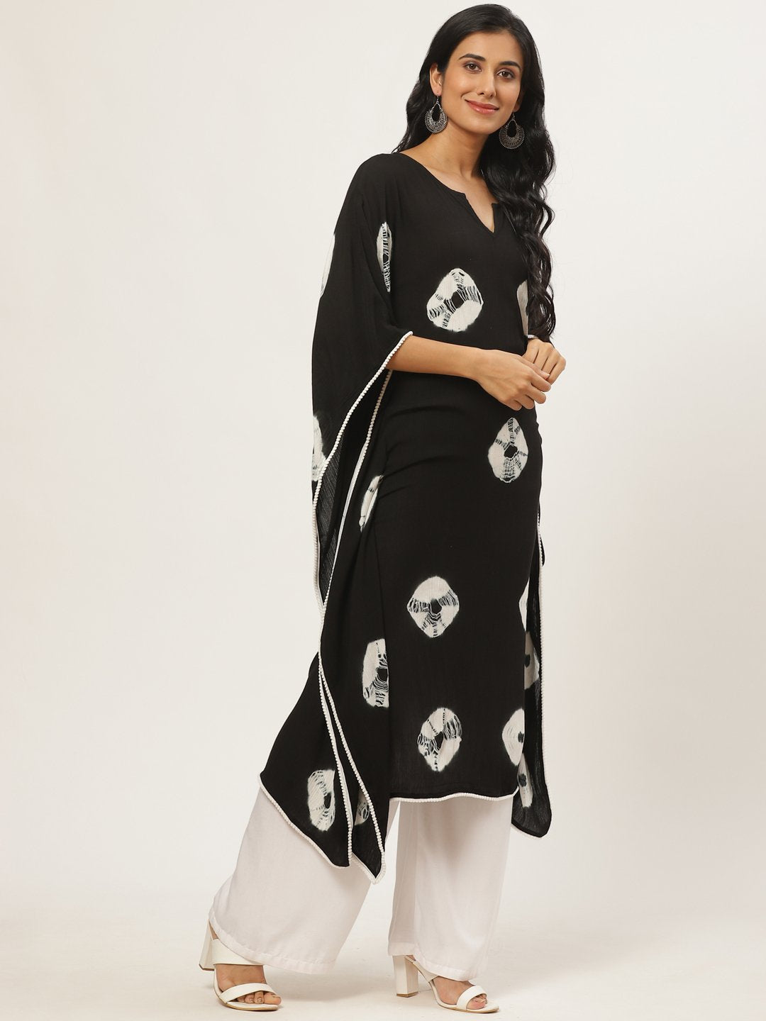 Women Black Calf Length Short Sleeves Kaftan Bandhani Printed Cotton Kurta | NOZ2TOZ - Made In INDIA.