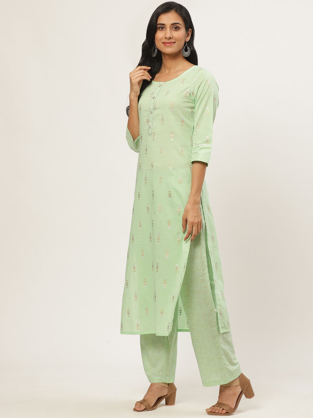 Women Green Three-Quarter Sleeves Straight Kurta with Palazzo | NOZ2TOZ - Made In INDIA.