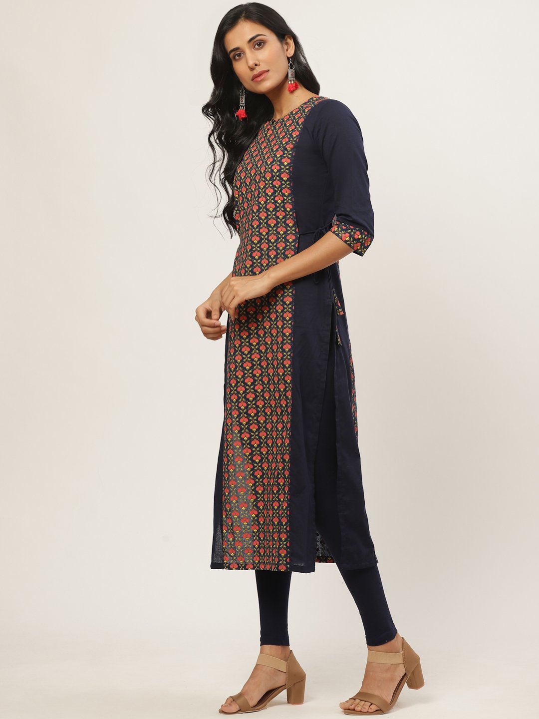 Women Navy Blue Calf Length Three-Quarter Sleeves Straight Floral Printed Cotton Kurta | NOZ2TOZ - Made In INDIA.