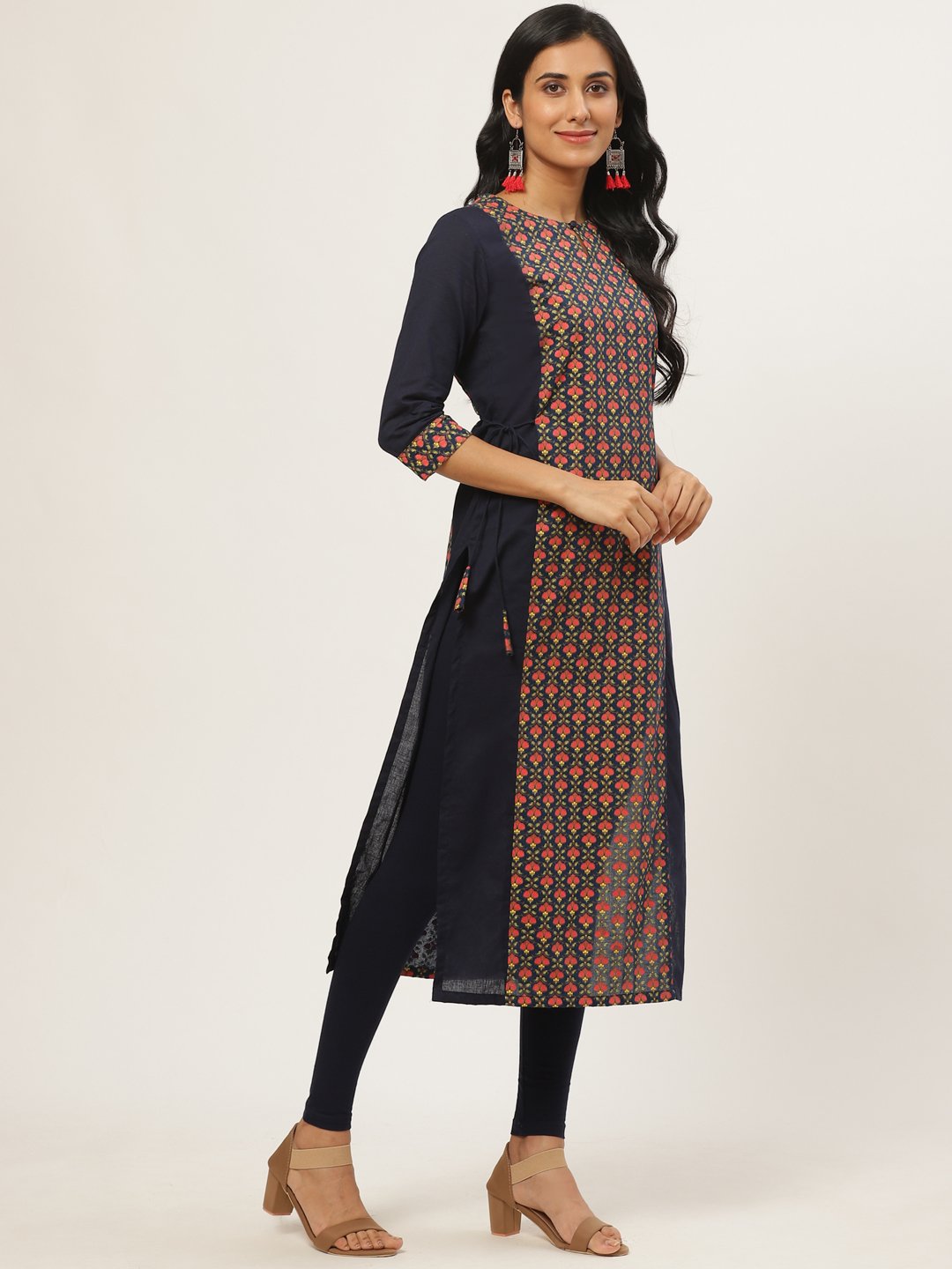 Women Navy Blue Calf Length Three-Quarter Sleeves Straight Floral Printed Cotton Kurta | NOZ2TOZ - Made In INDIA.