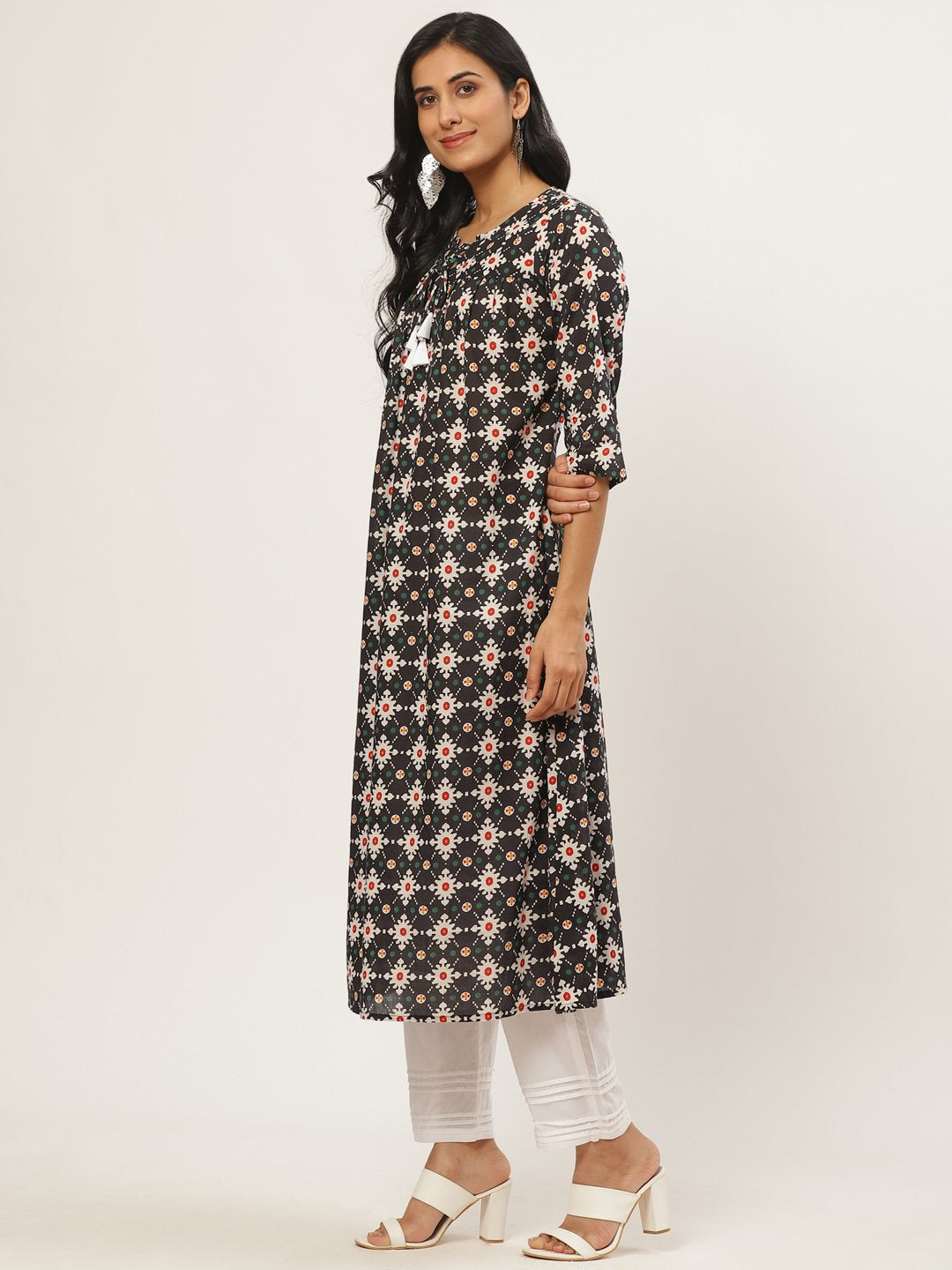 Women Black Three-Quarter Sleeves Flared Kurta with Trouser | NOZ2TOZ - Made In INDIA.