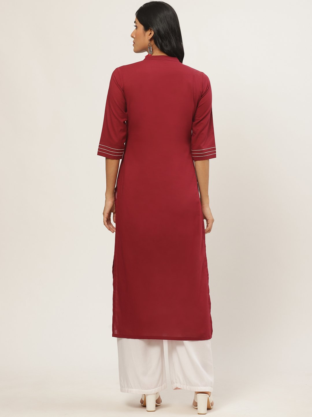 Women Maroon Calf Length Three-Quarter Sleeves Straight Solid Solid Cotton Kurta | NOZ2TOZ - Made In INDIA.