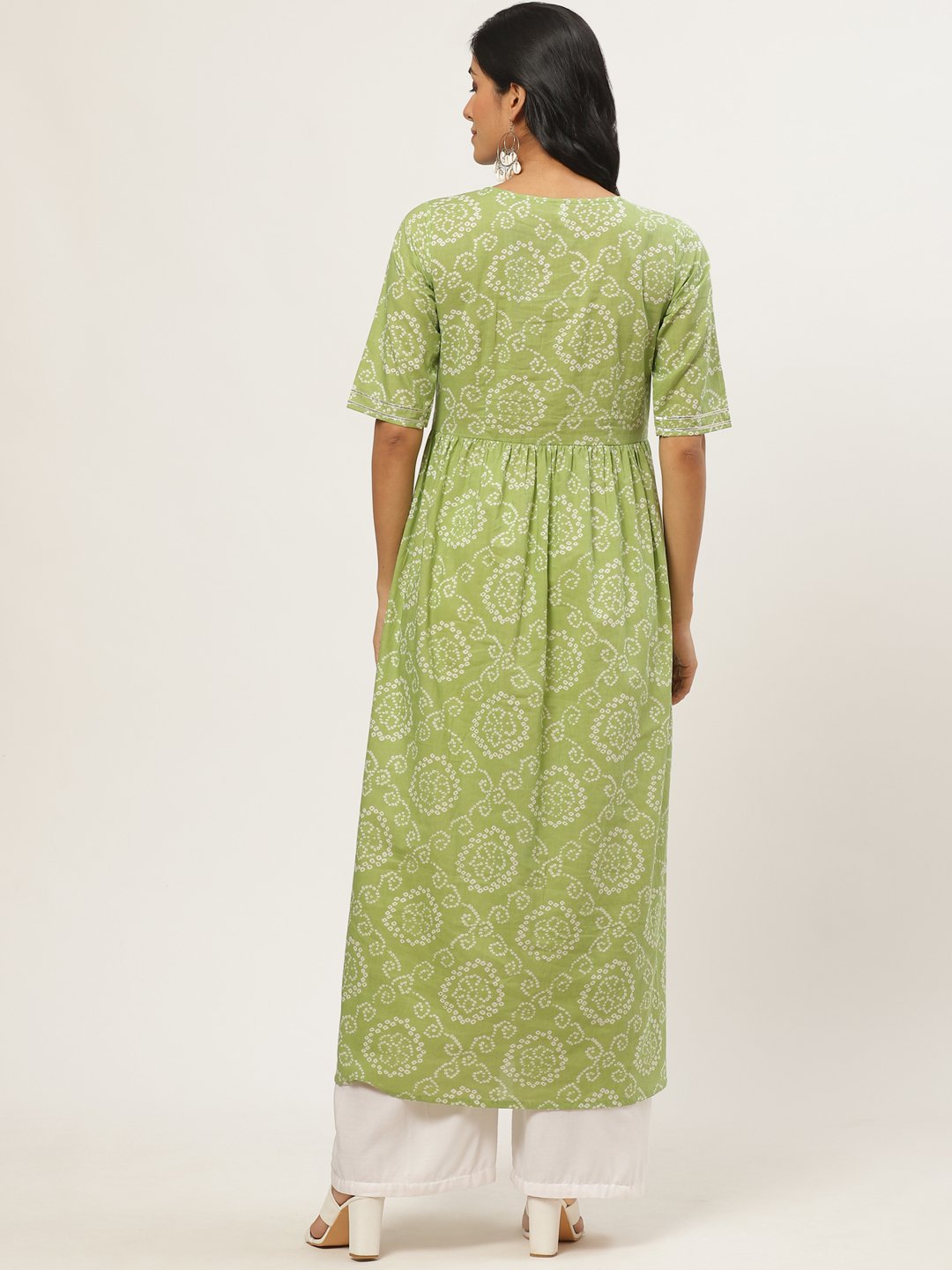 Women Green Calf Length Short Sleeves A-Line Bandhani Printed Cotton Kurta | NOZ2TOZ - Made In INDIA.