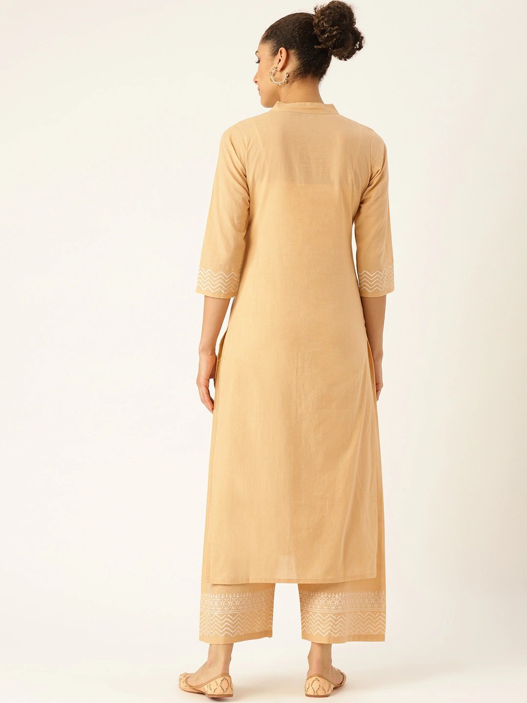 Women Beige & White Printed Kurta with Palazzos | NOZ2TOZ - Made In INDIA.