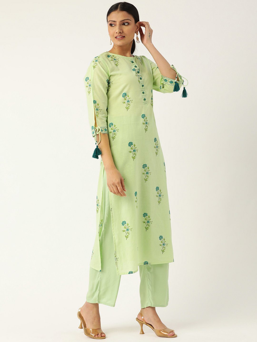 Women Pista Green Calf Length Three-Quarter Sleeves Straight Floral Printed Cotton Kurta | NOZ2TOZ - Made In INDIA.