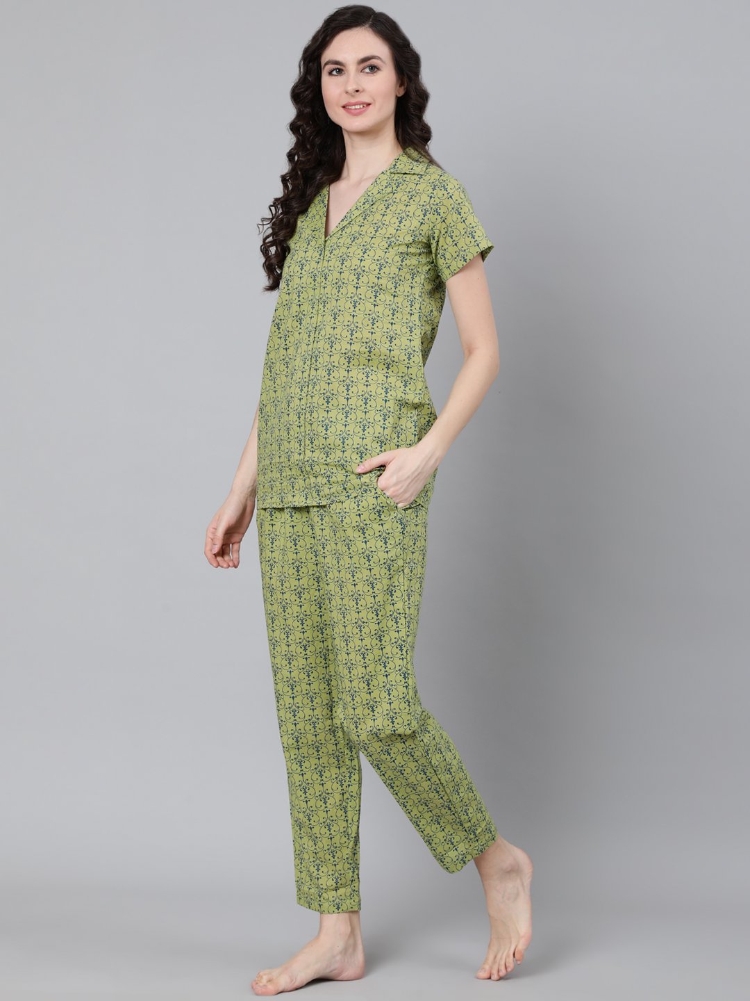 Women Green Printed Night suit | NOZ2TOZ - Made In INDIA.