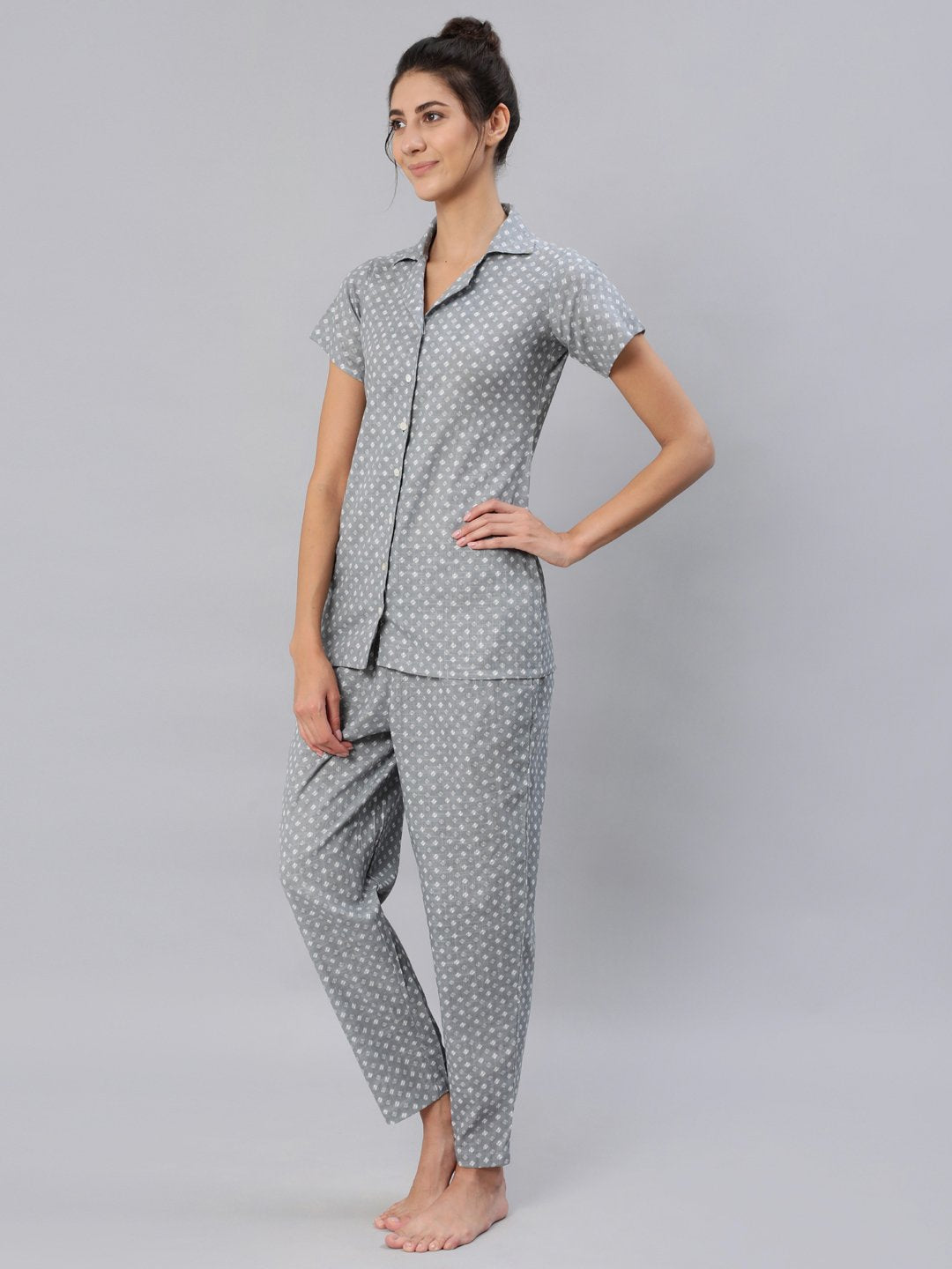 Women Grey Printed Night Suit Set | NOZ2TOZ - Made In INDIA.