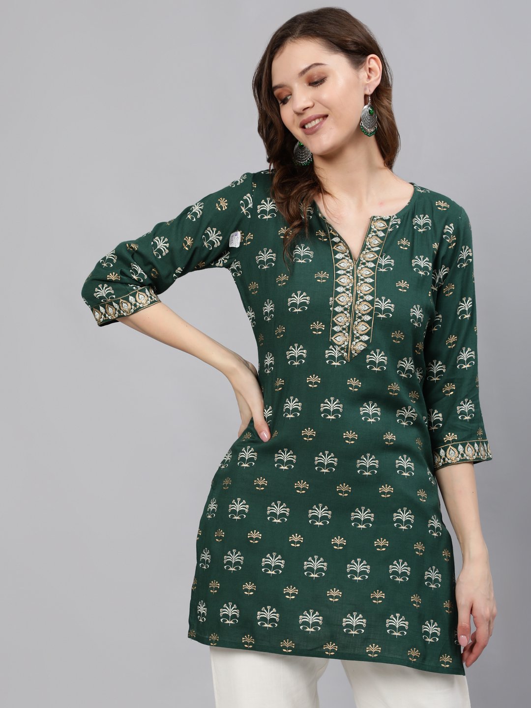 Women Green & Gold Printed Tunic With Three Quarter Sleeves | NOZ2TOZ - Made In INDIA.