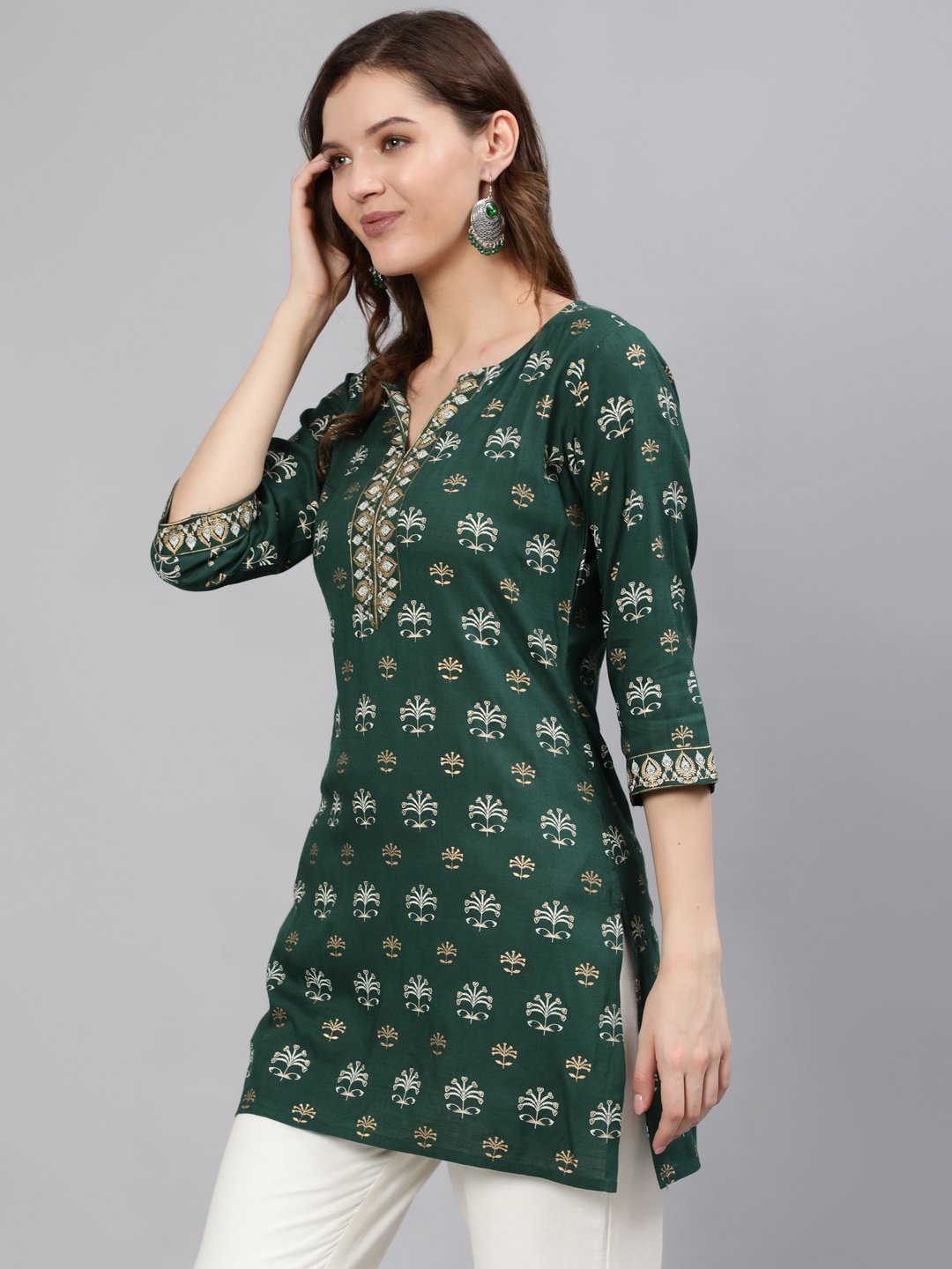 Women Green & Gold Printed Tunic With Three Quarter Sleeves | NOZ2TOZ - Made In INDIA.