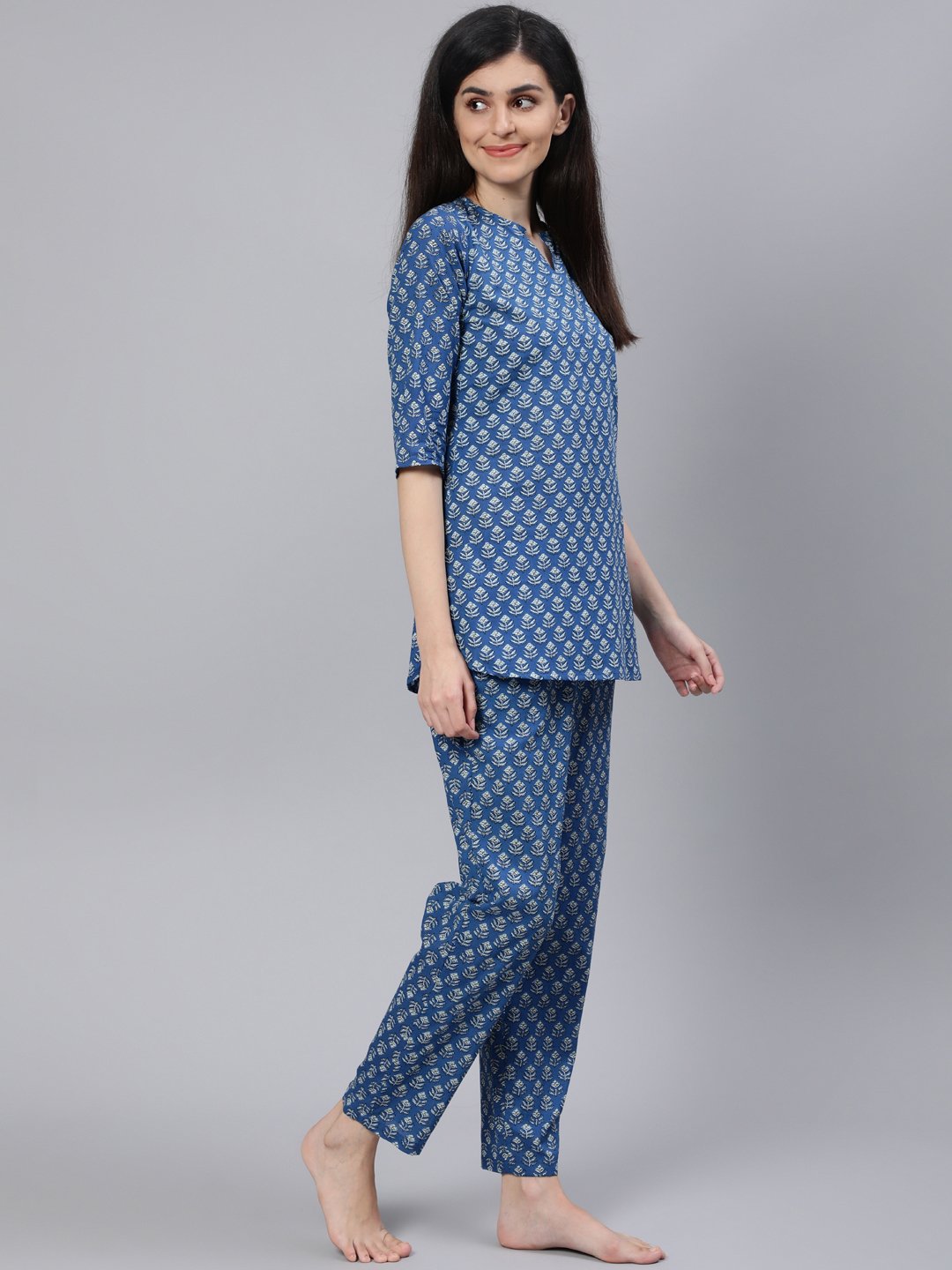 Women Blue Printed Night Suit | NOZ2TOZ - Made In INDIA.