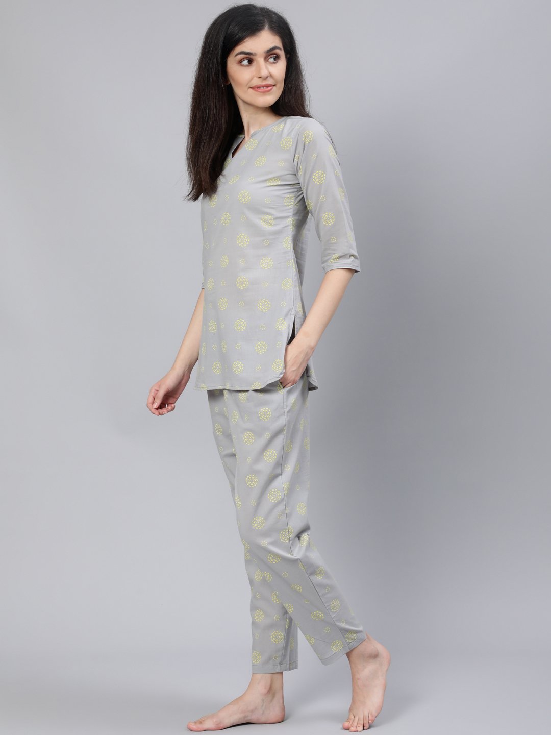 Women Grey Printed Night Suit | NOZ2TOZ - Made In INDIA.