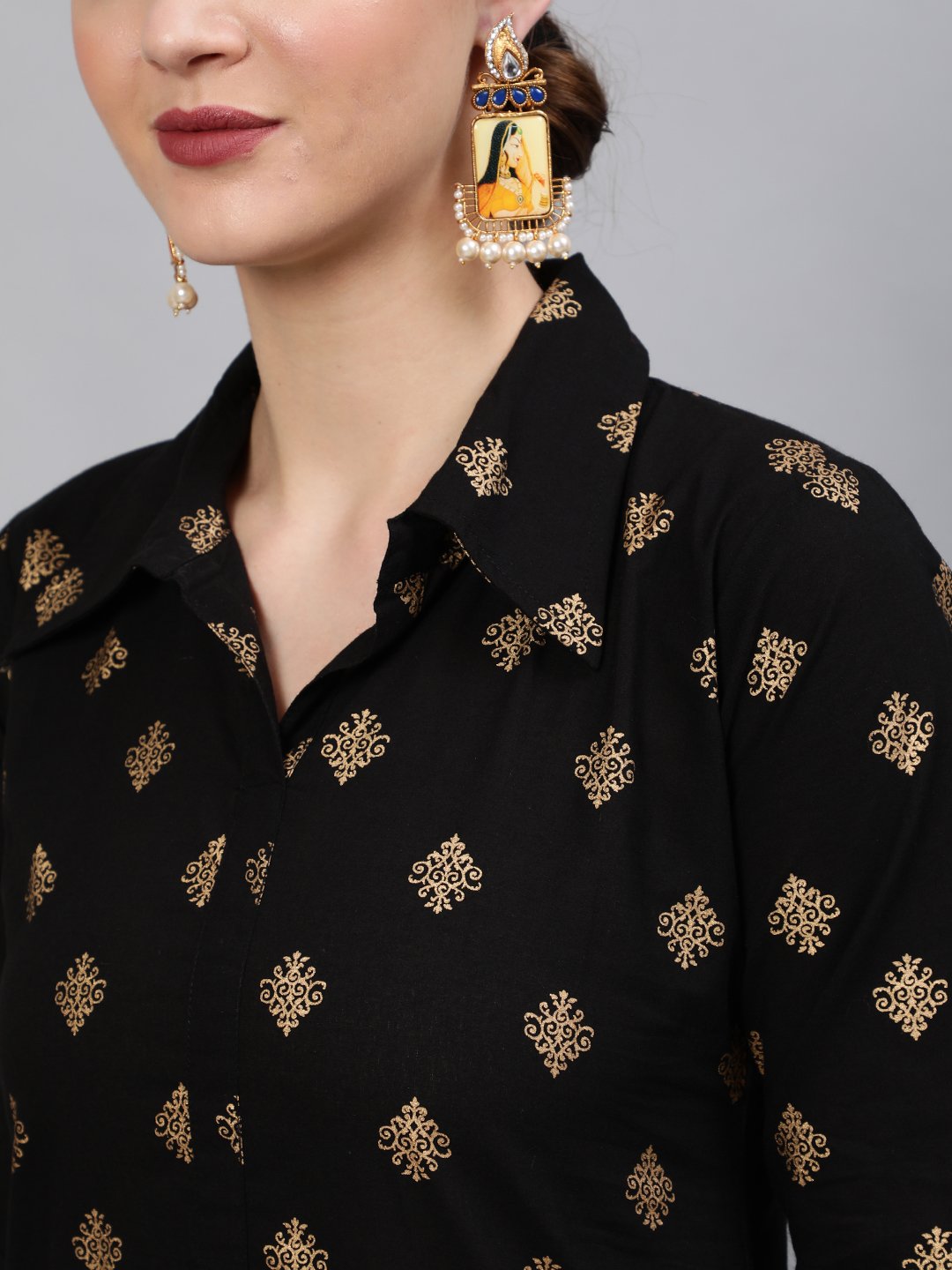 Women Black & Gold Printed Straight Kurta With Plazo | NOZ2TOZ - Made In INDIA.