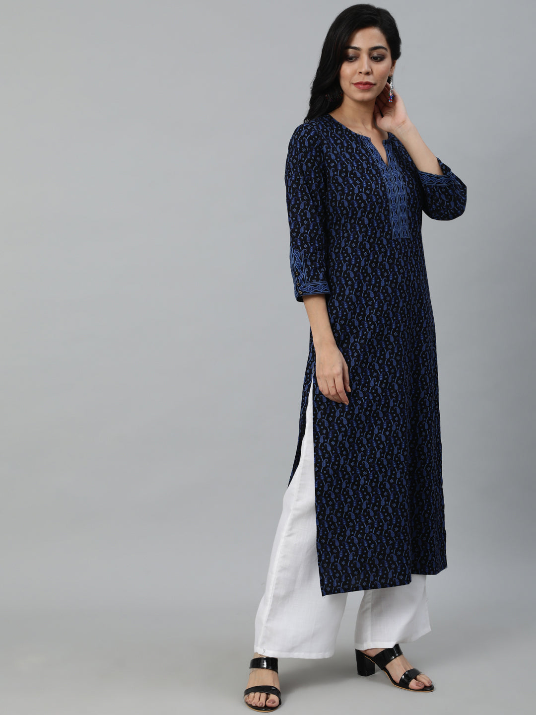 Women Black Printed Straight Kurta With Three Quarter Sleeves | NOZ2TOZ - Made In INDIA.