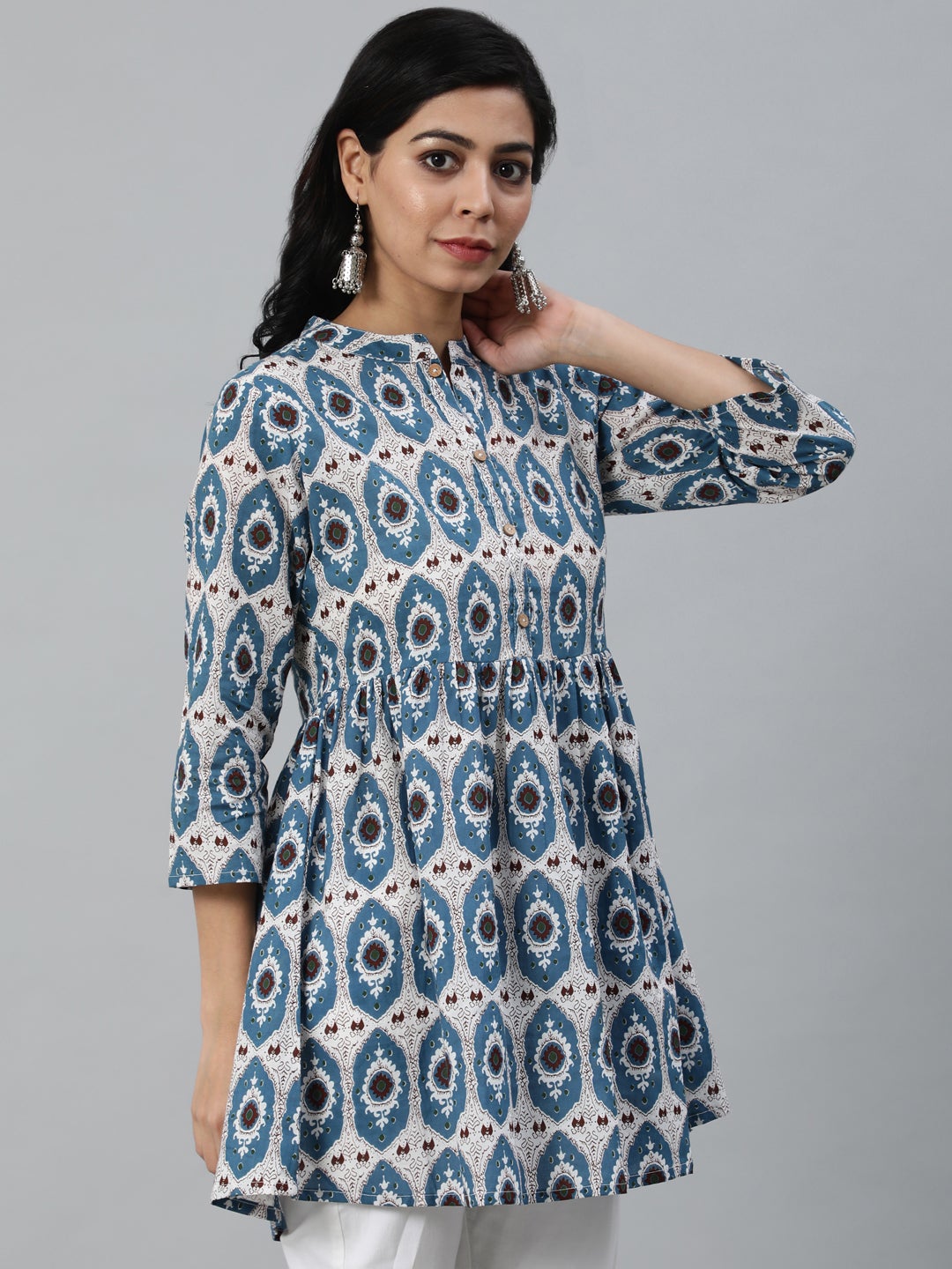 Women Blue & Off White Printed Mandarin Collar Cotton Tunic | NOZ2TOZ - Made In INDIA.