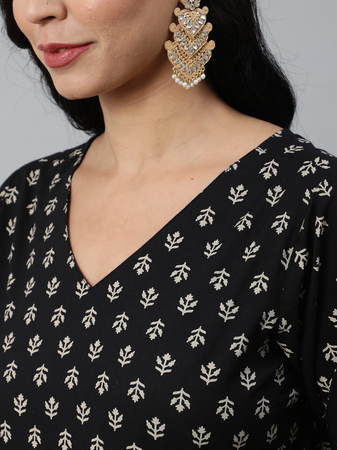 Women Black Ethnic Printed Straight Kurta With Palazzo & Dupatta | NOZ2TOZ - Made In INDIA.