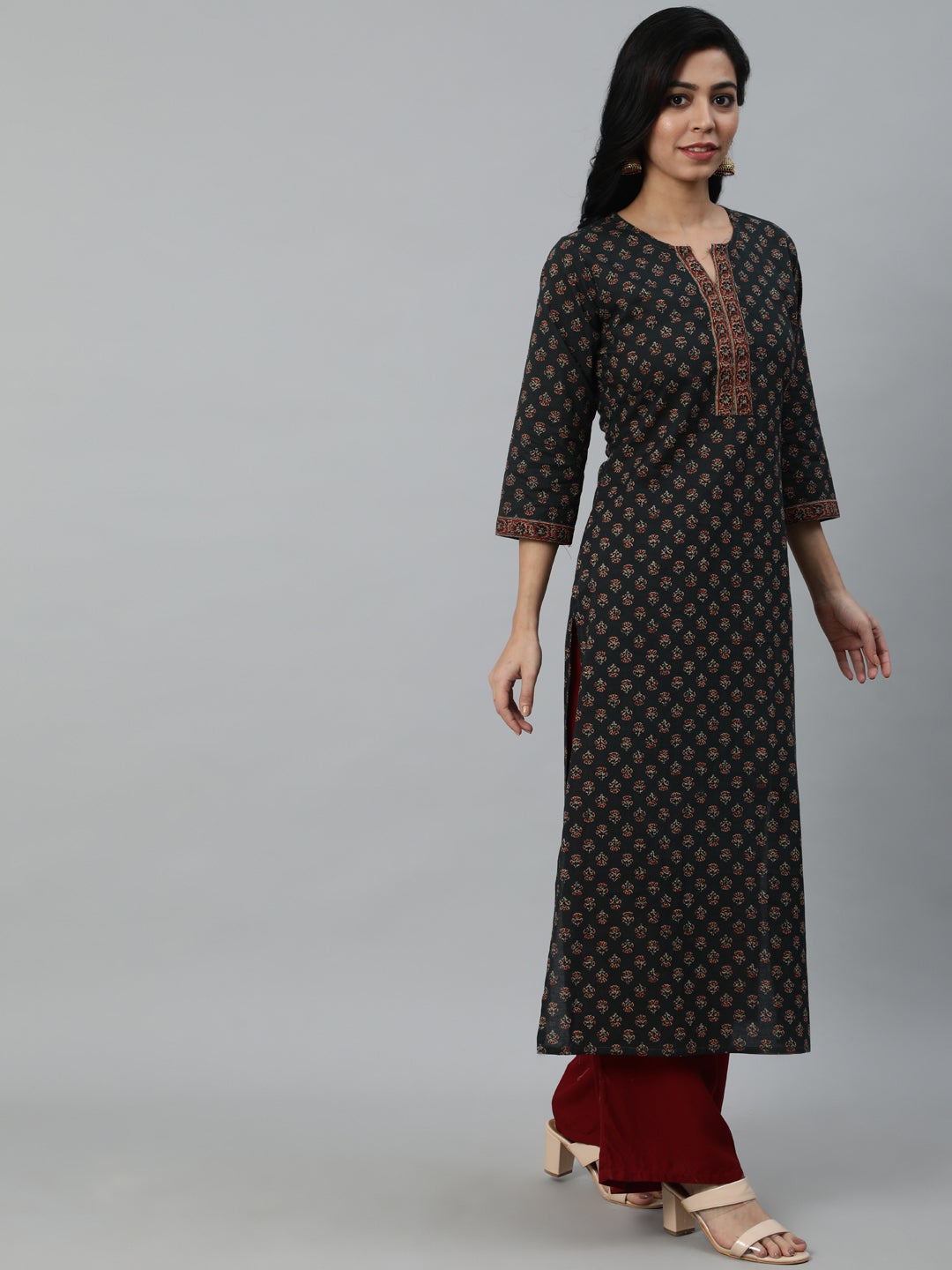 Women Green Ethnic Printed Straight Kurta With Three Quarter Sleeves | NOZ2TOZ - Made In INDIA.